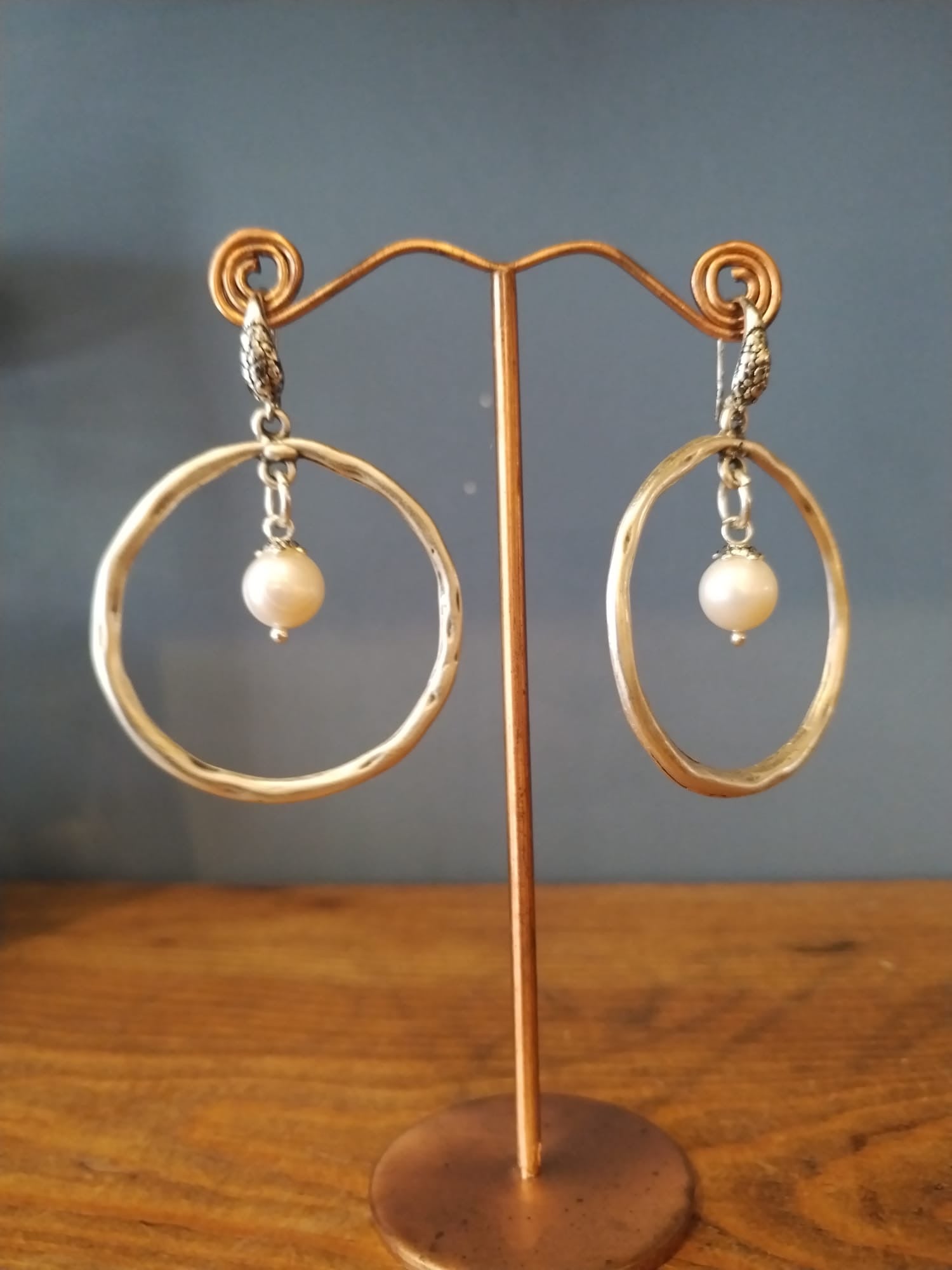 Silver hoop with Pearl Earrings