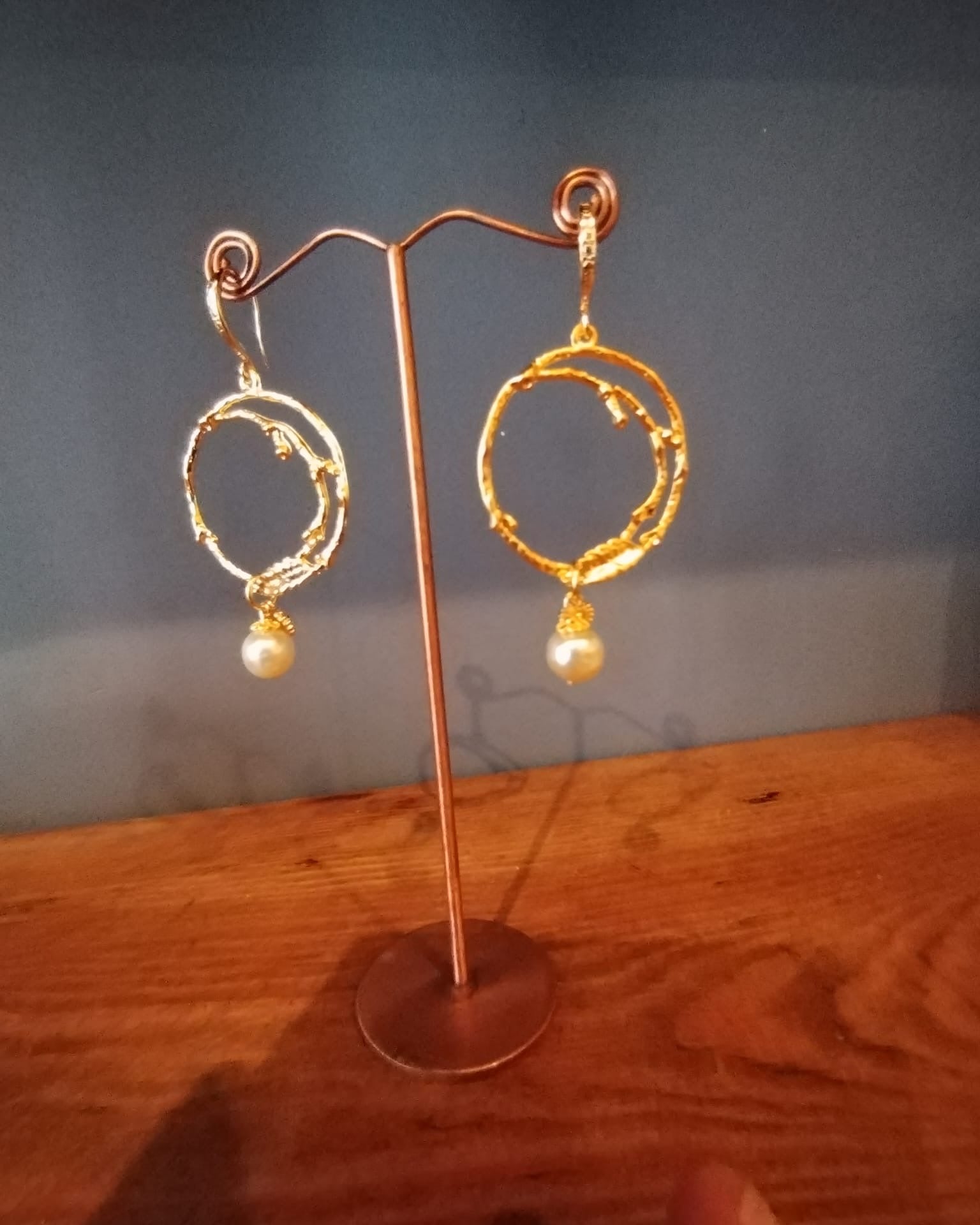 Elegant Irregular Gold Hoop & Pearl Earrings