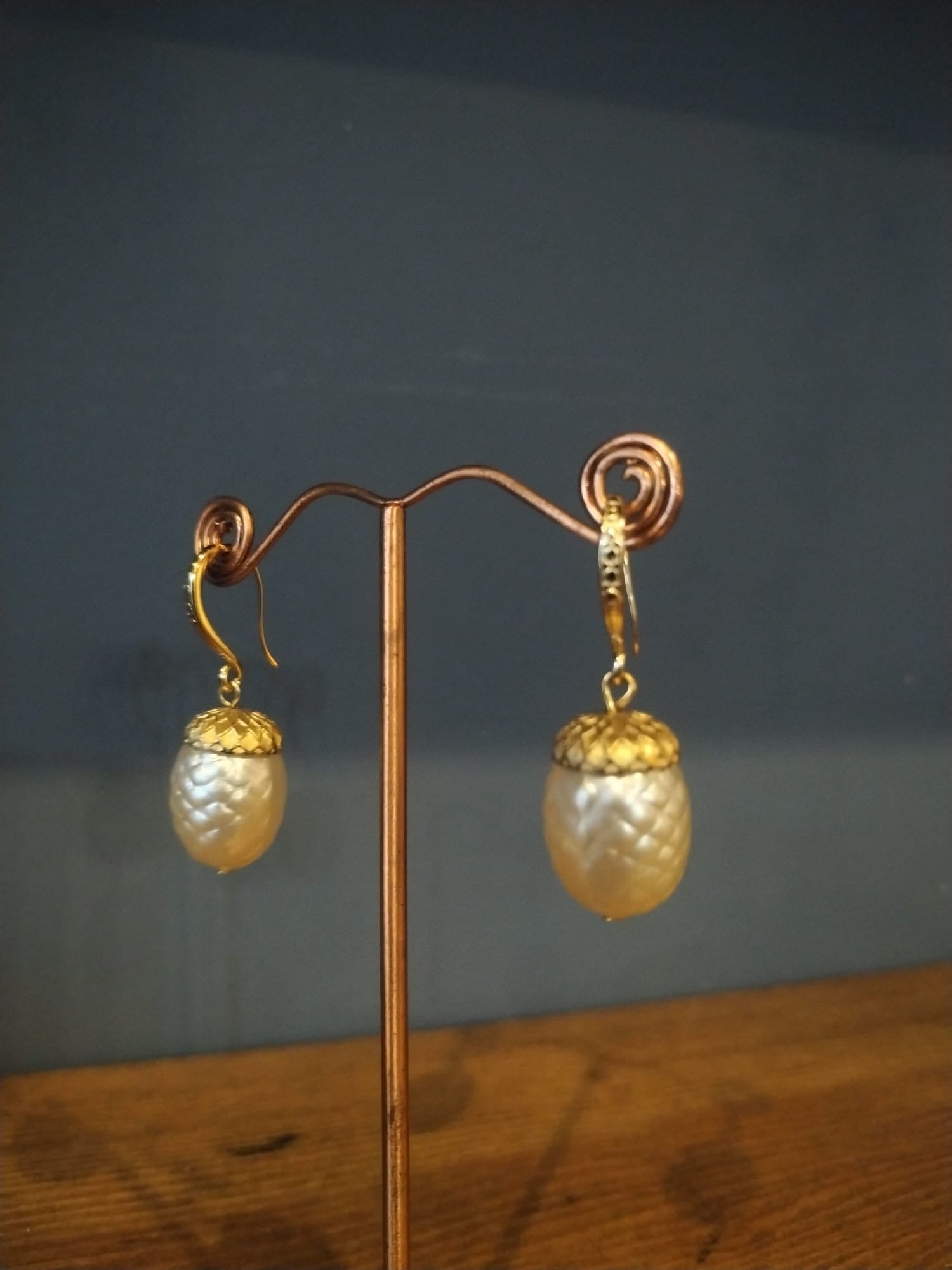 Pearl & Gold Drop Earrings