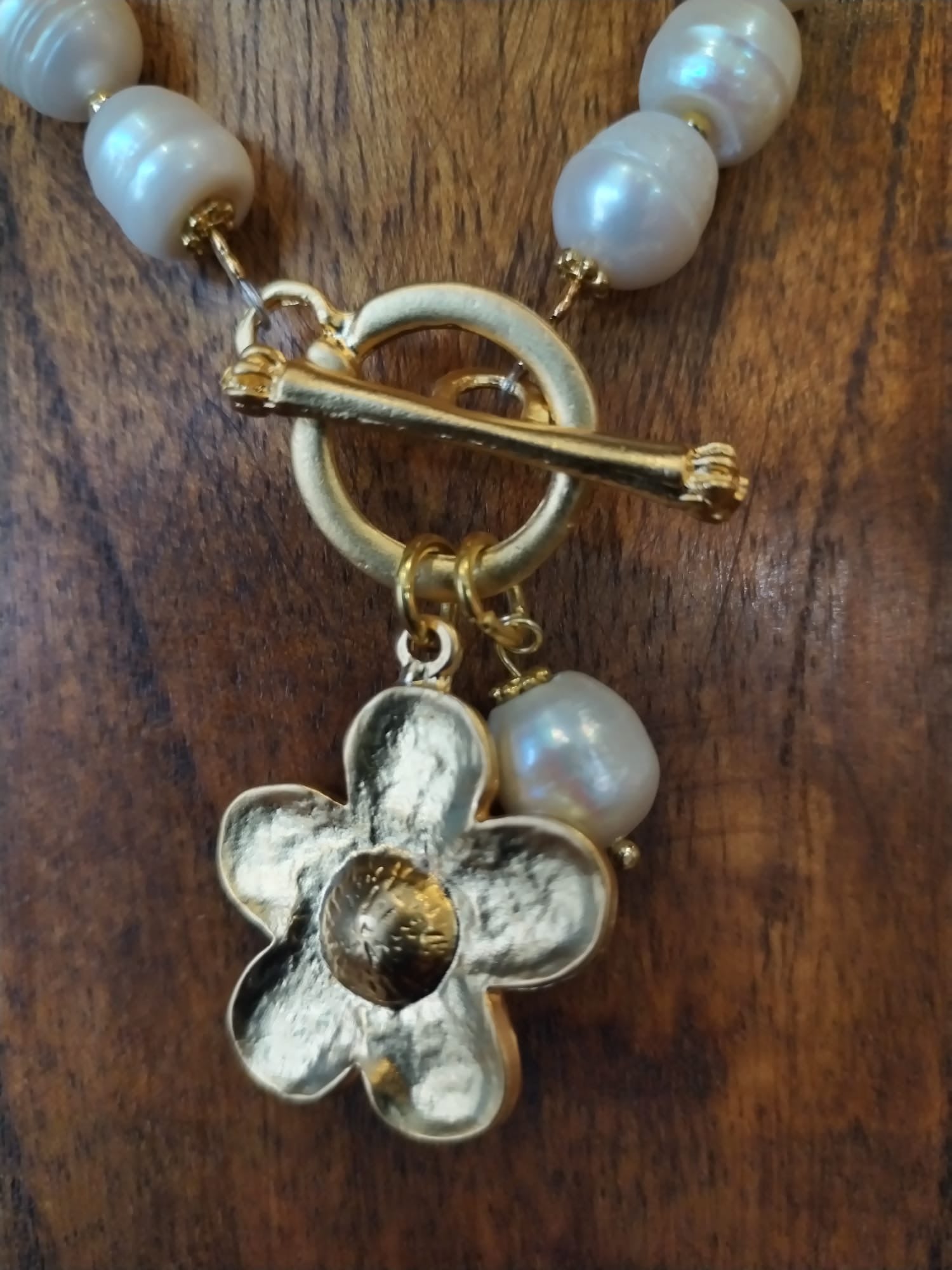 Premium Freshwater Pearl Necklace – Flower Charm