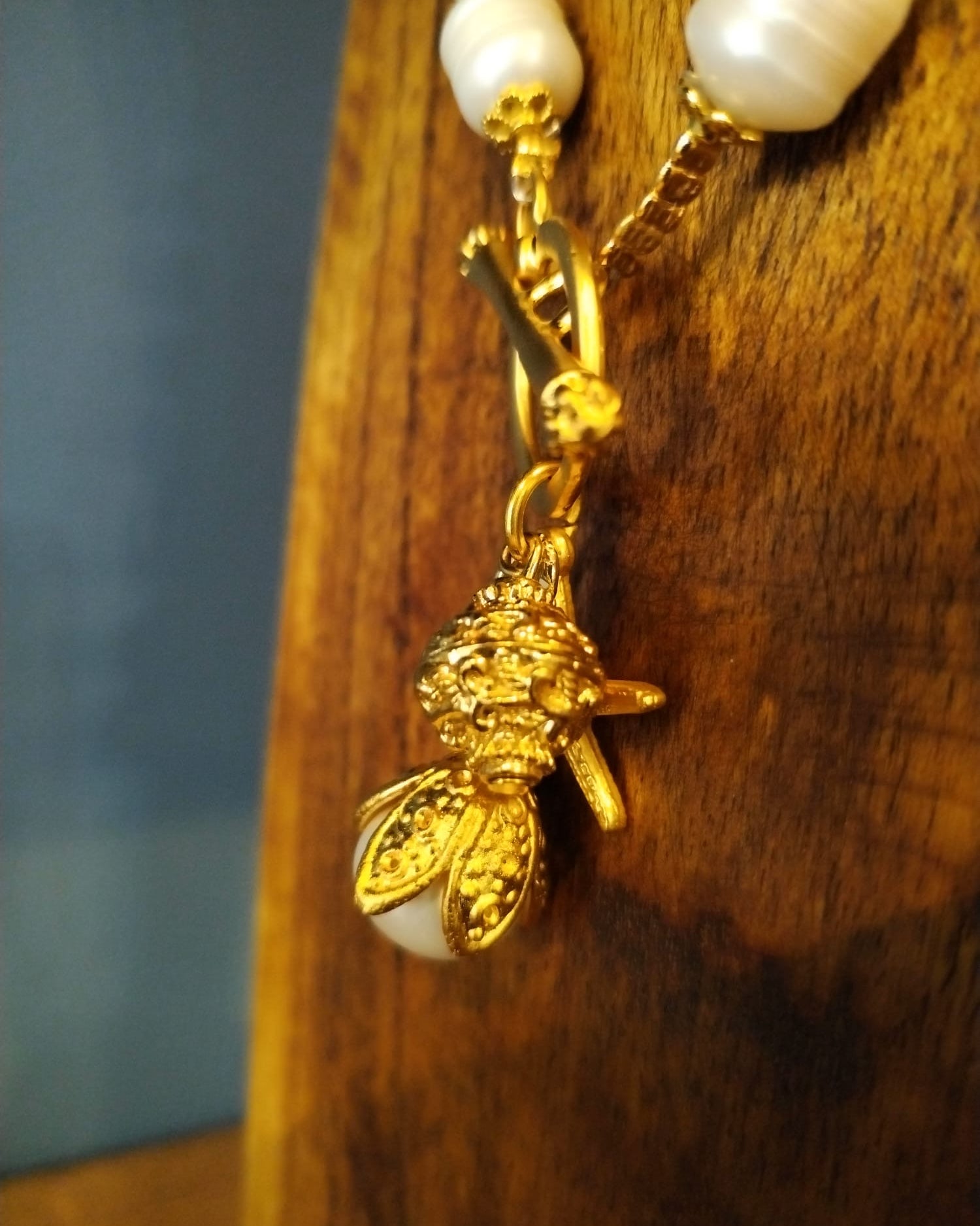 Freshwater Pearl Necklace with Gold Sea Charms 40cm
