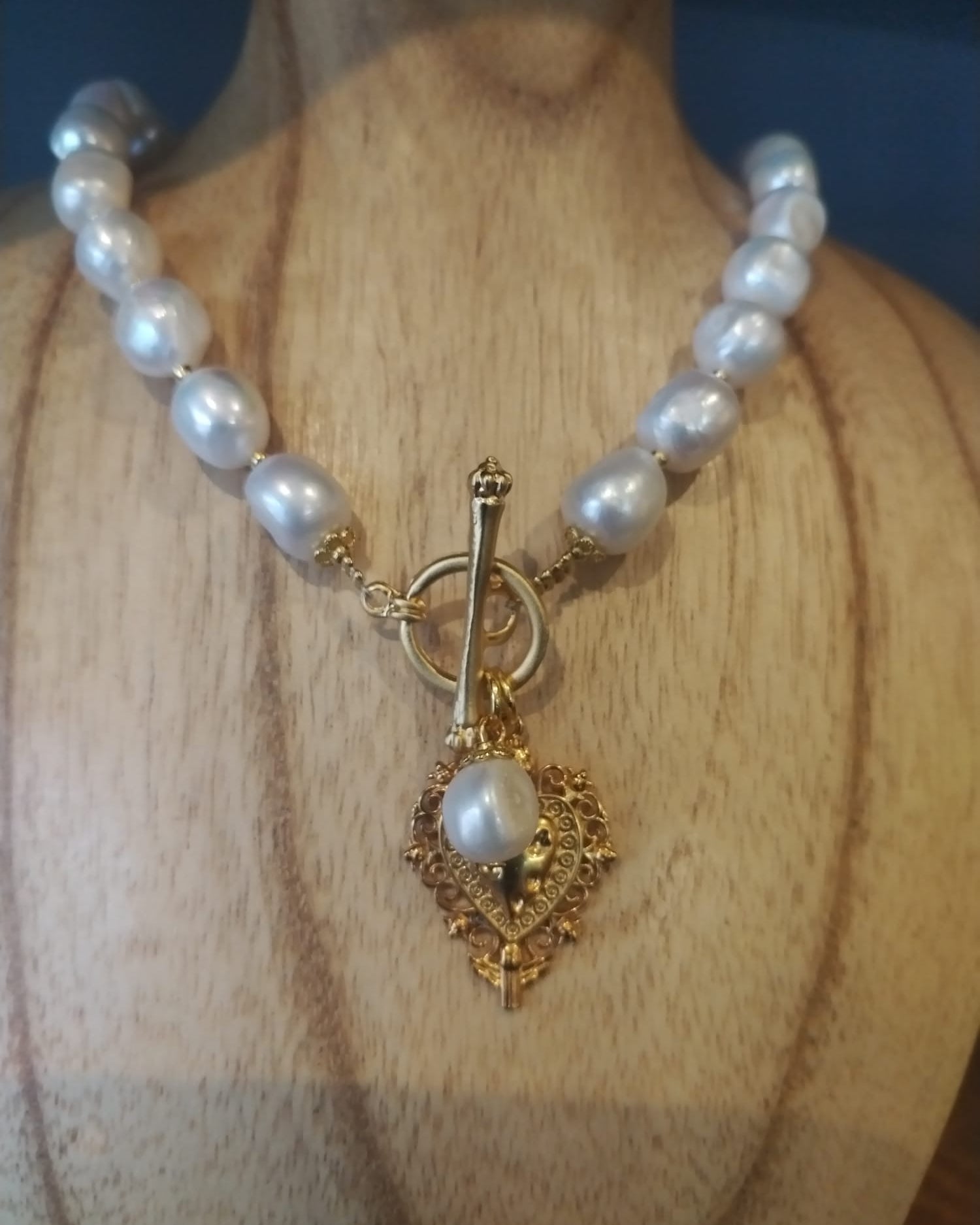 Freshwater Pearl Necklace with Gold Heart