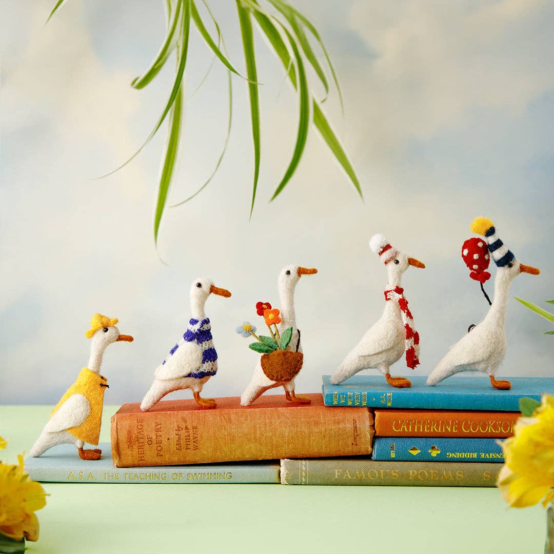 Pat the Party Duck - tree decoration