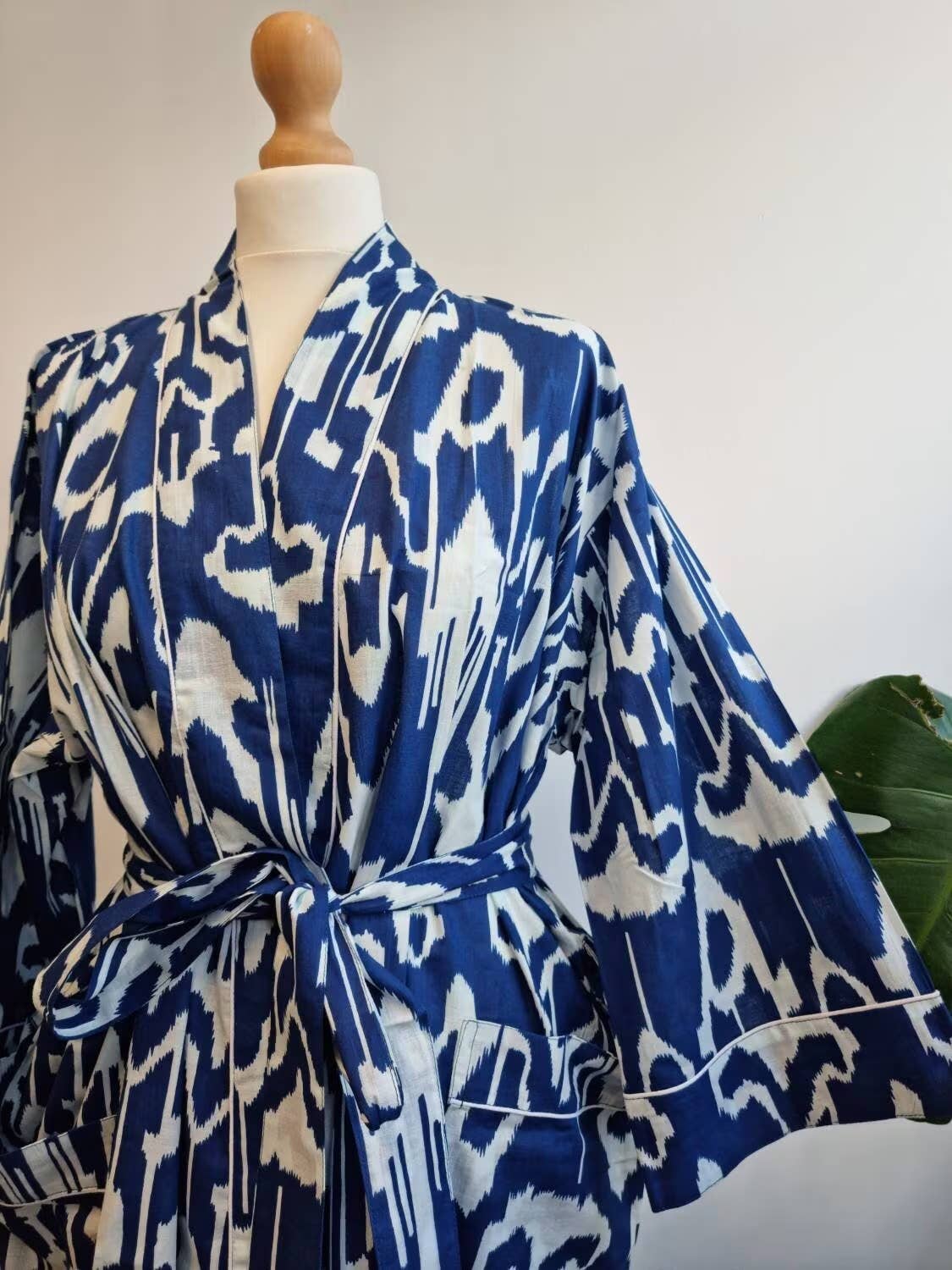 Blue & White Ikat-Print Cotton Robe