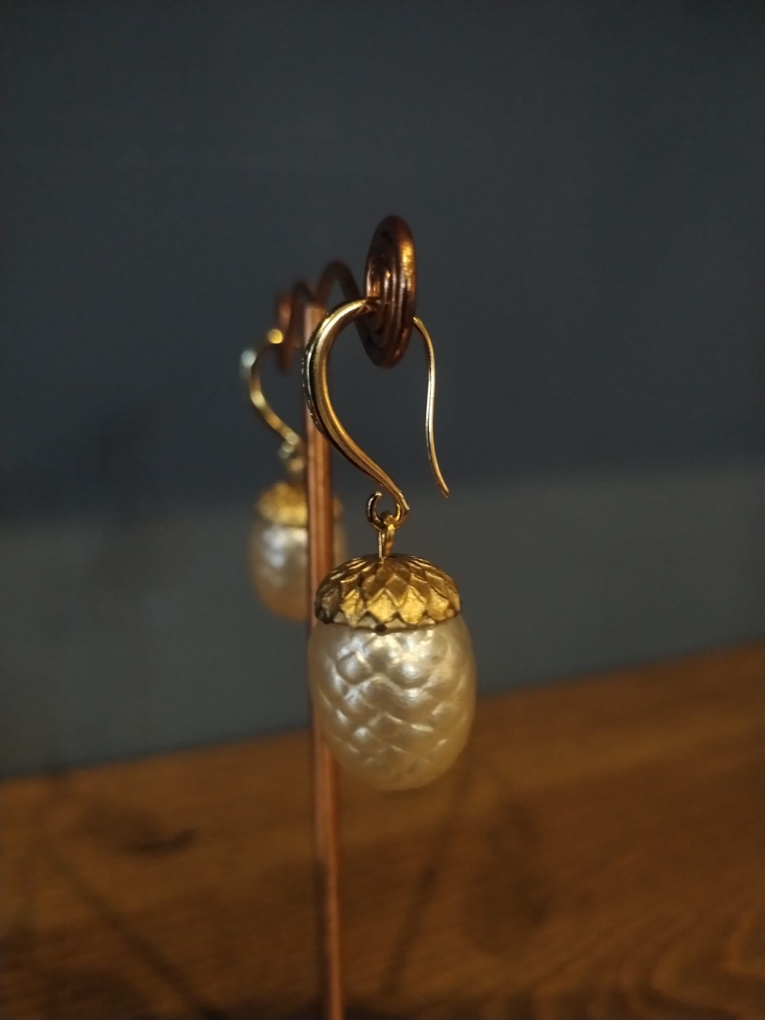 Pearl & Gold Drop Earrings