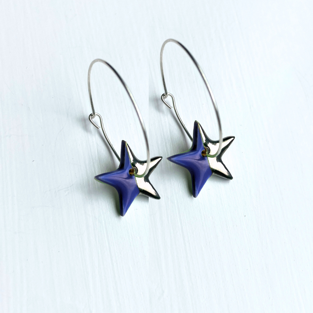 Hoop Earrings with Dark Blue Star Charms With Gold