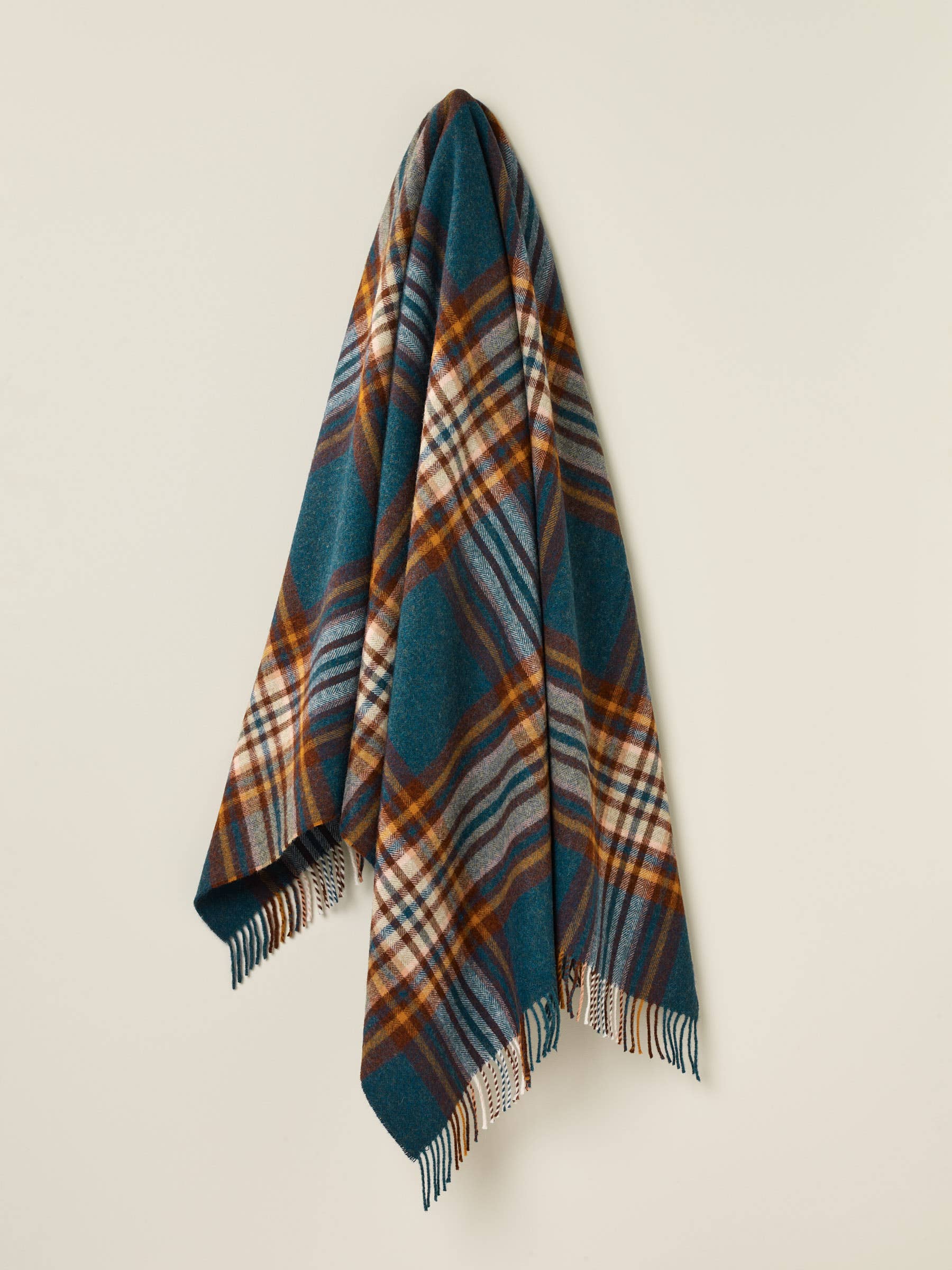 St Ives Pure Wool Throw: Red