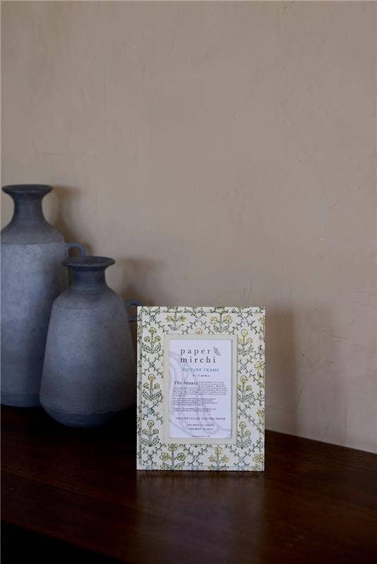 Hand Block Printed Recycled Cotton Picture Frame (4x6) - Cream Floral Lattice