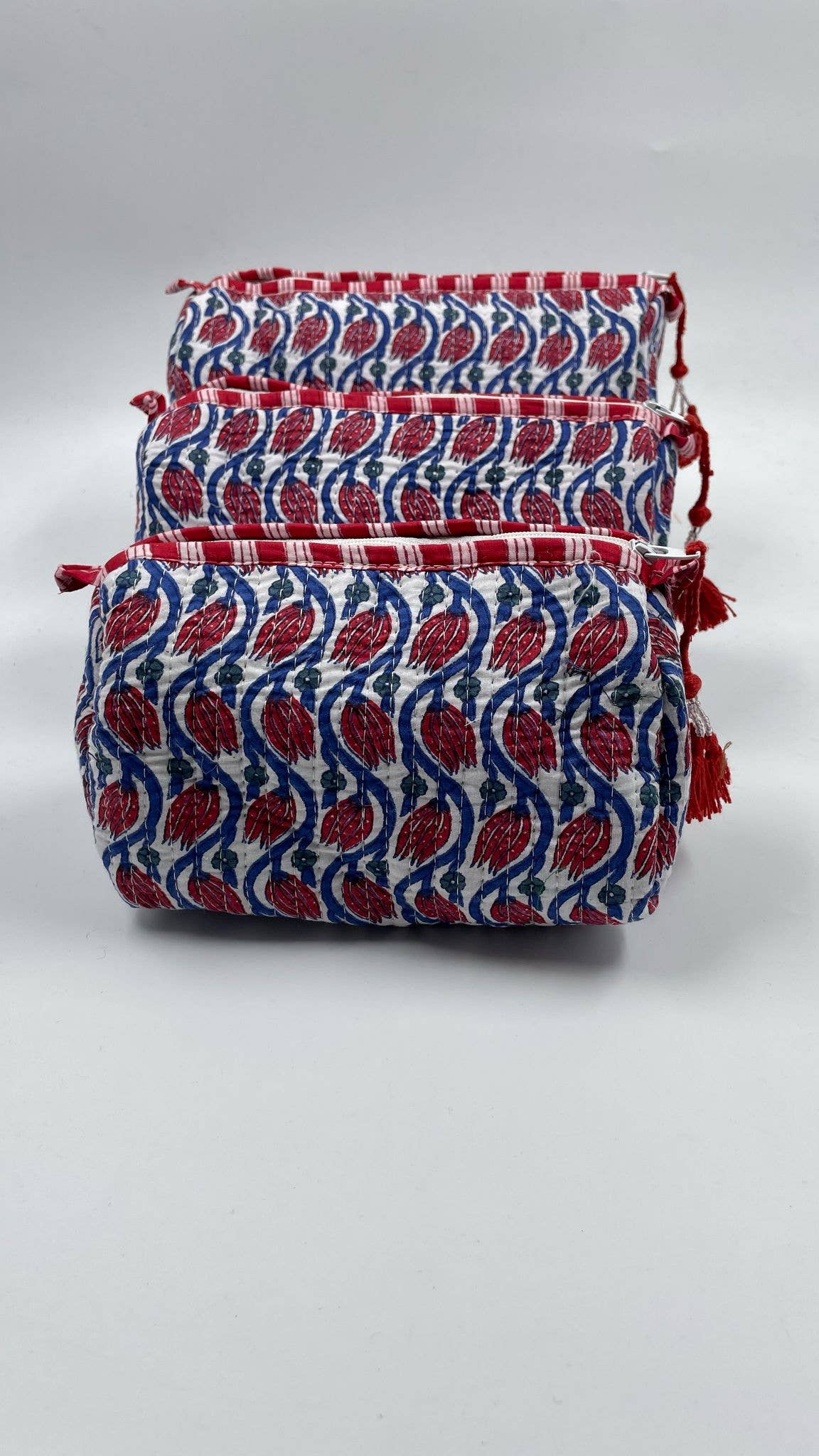 Lotus Pattern Cotton Quilted Wash Bags – Set of 3 Travel wash Bags