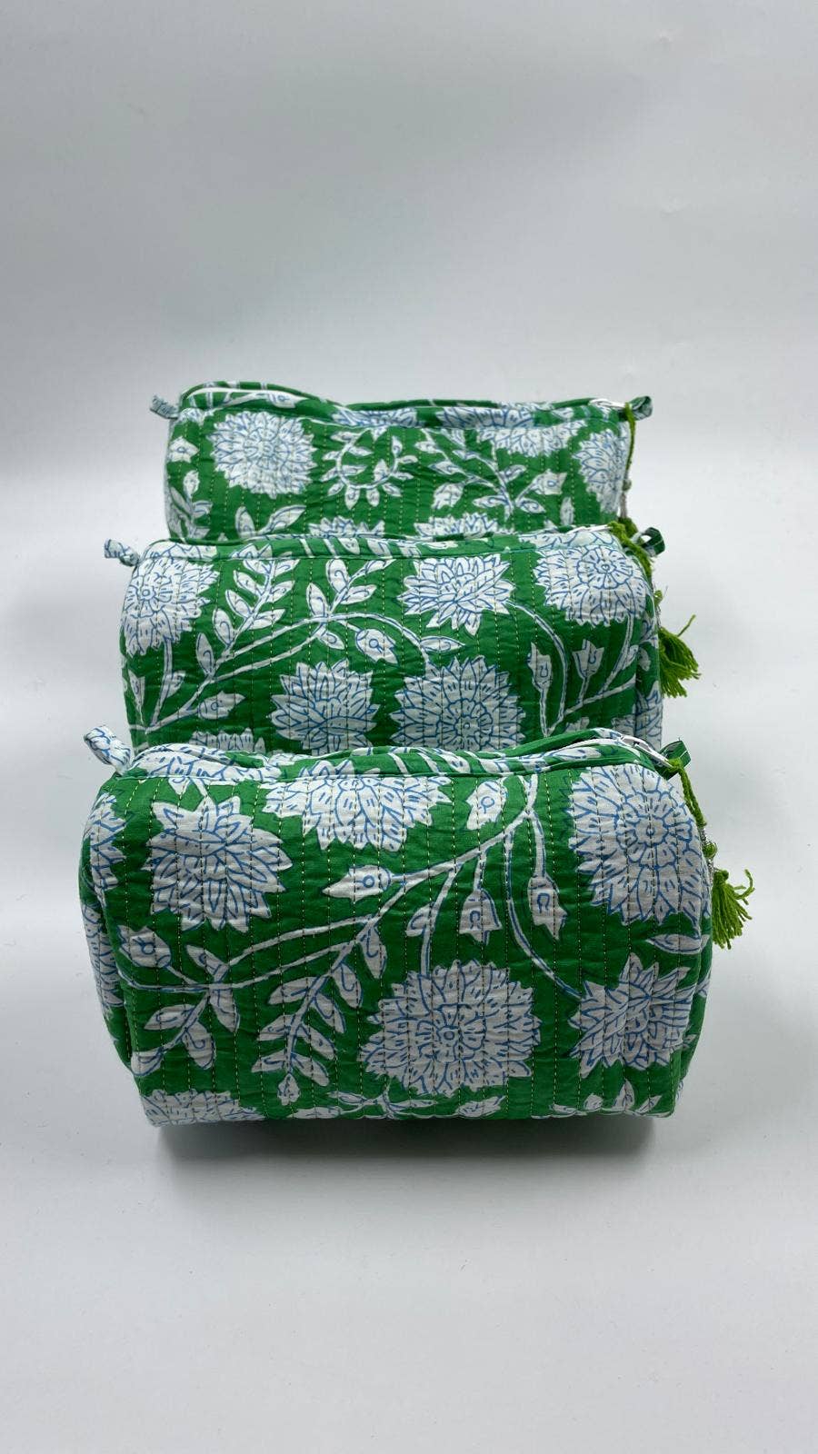 Jade Green Chrysanthemum Quilted Wash /  Makeup Bag Set (Set of 3)