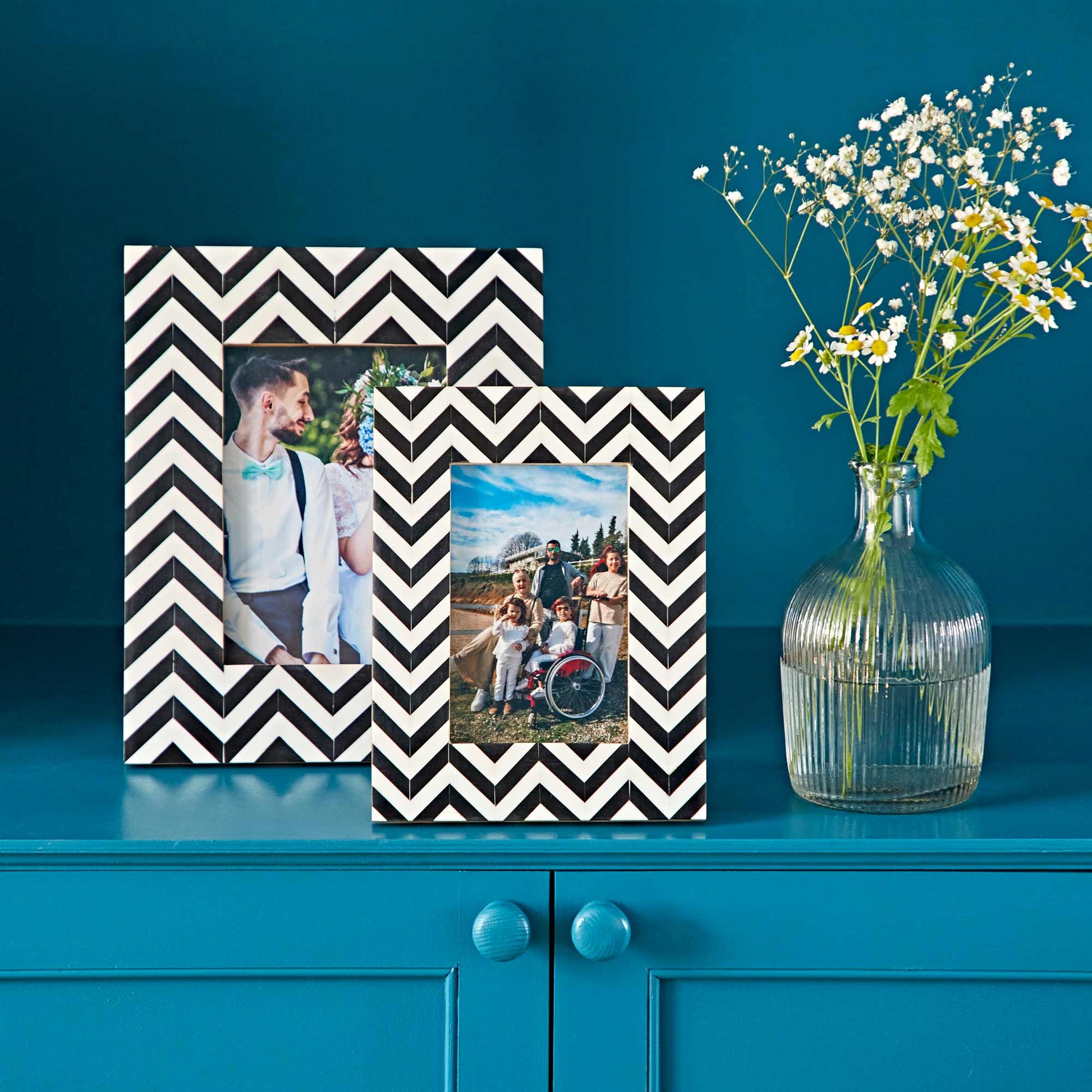 Handmade Chevron Patterned Photo Frame: Pink - 7x5 Inch