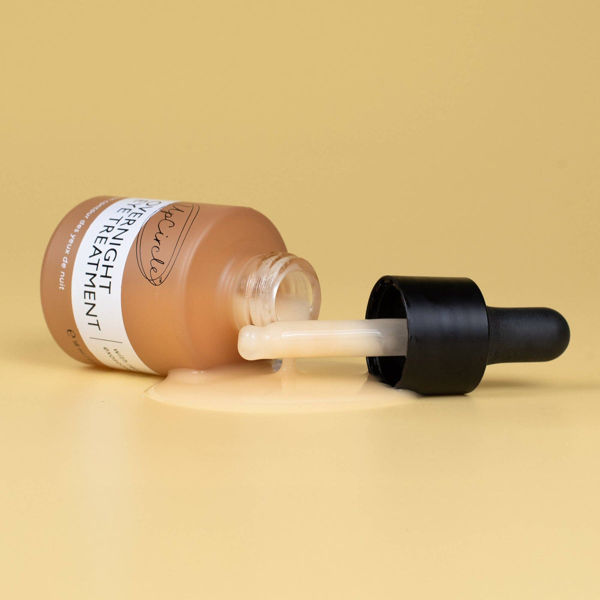 Vegan Overnight Eye Treatment with Retinol & Seaweed 18ml - UpCircle