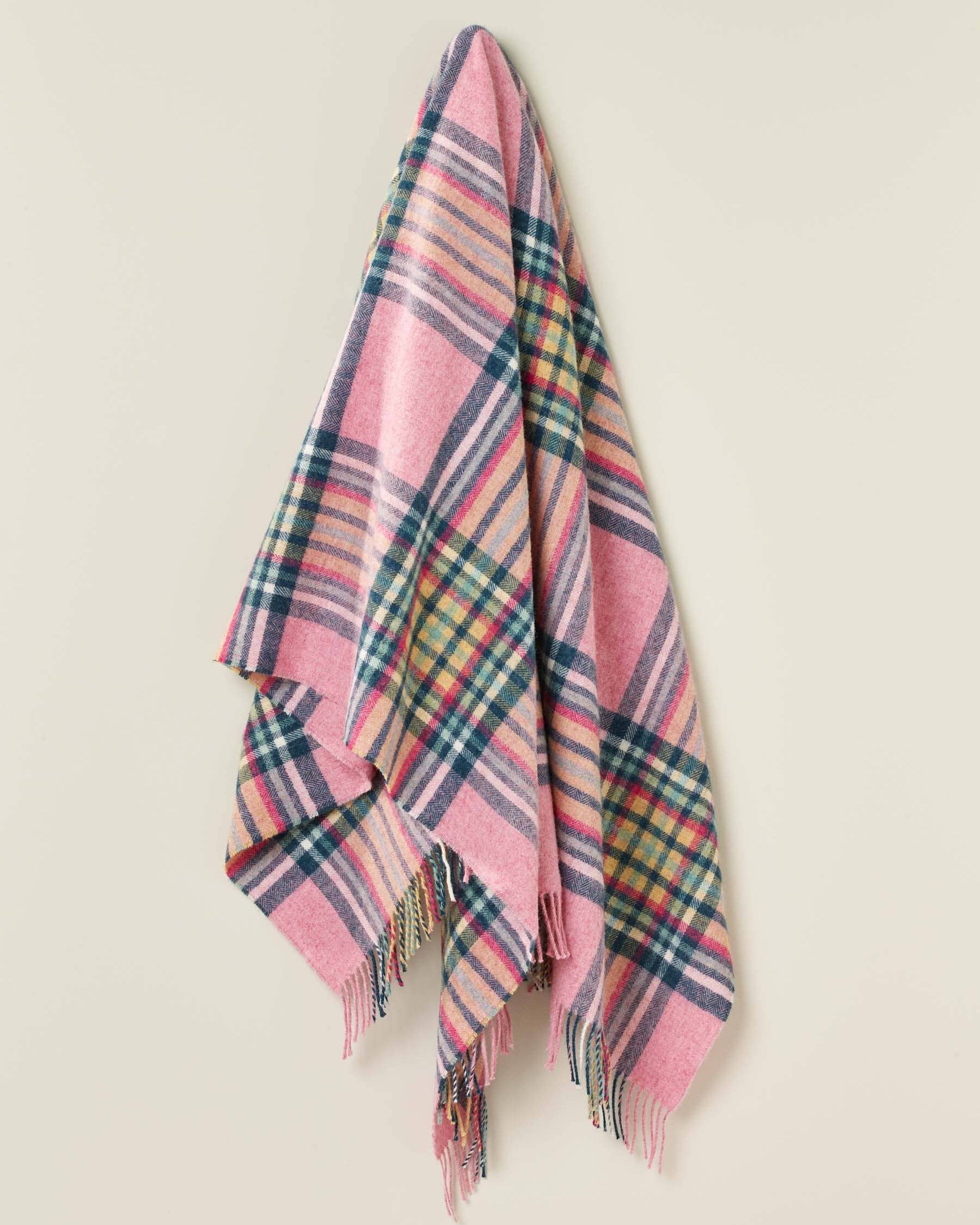 St Ives Pure Wool Throw: Pink