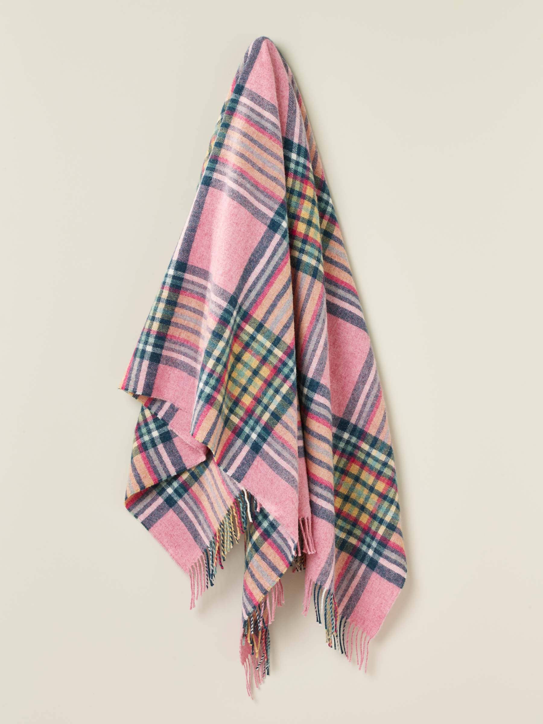 St Ives Pure Wool Throw: Red