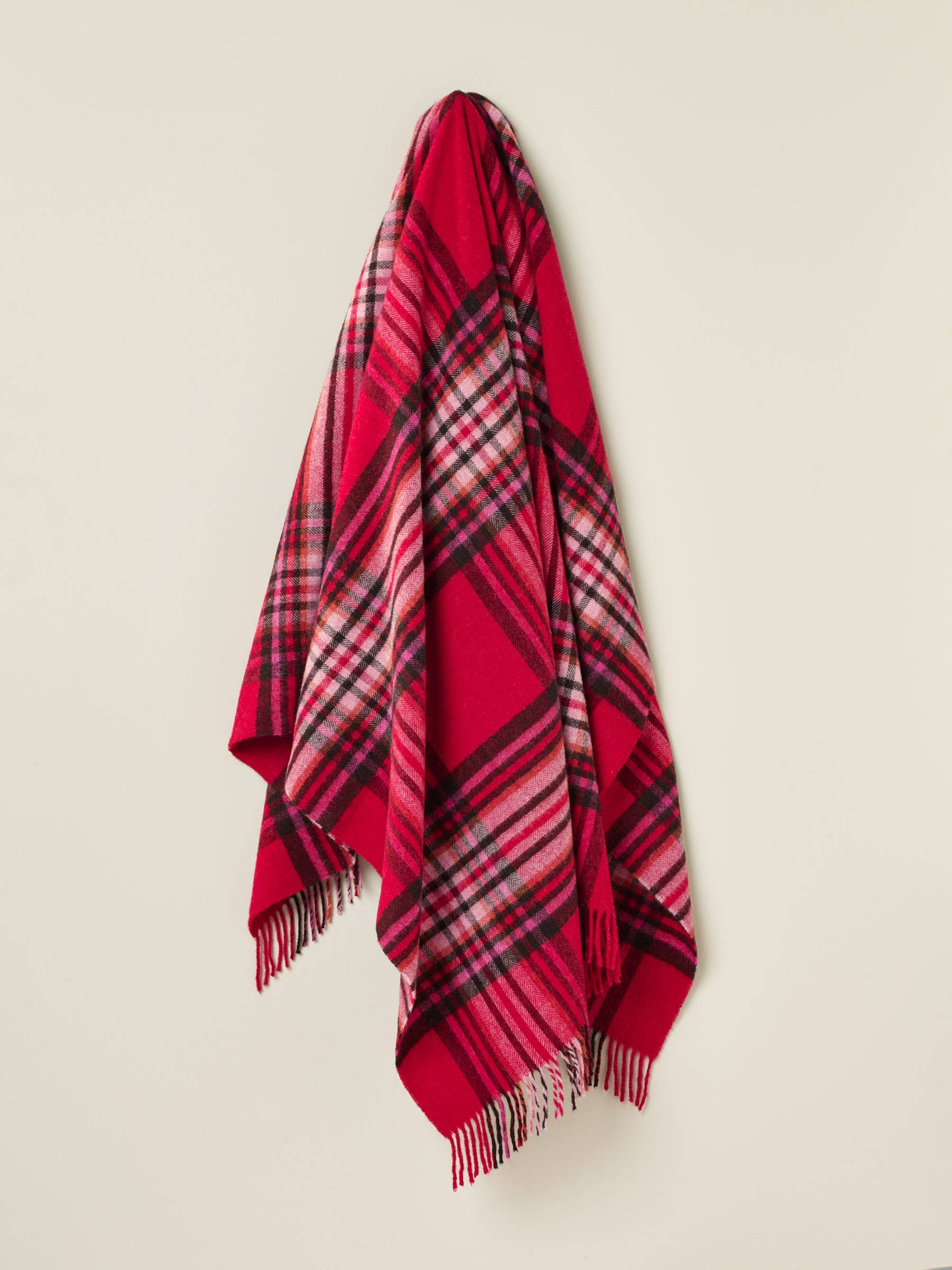 St Ives Pure Wool Throw: Red
