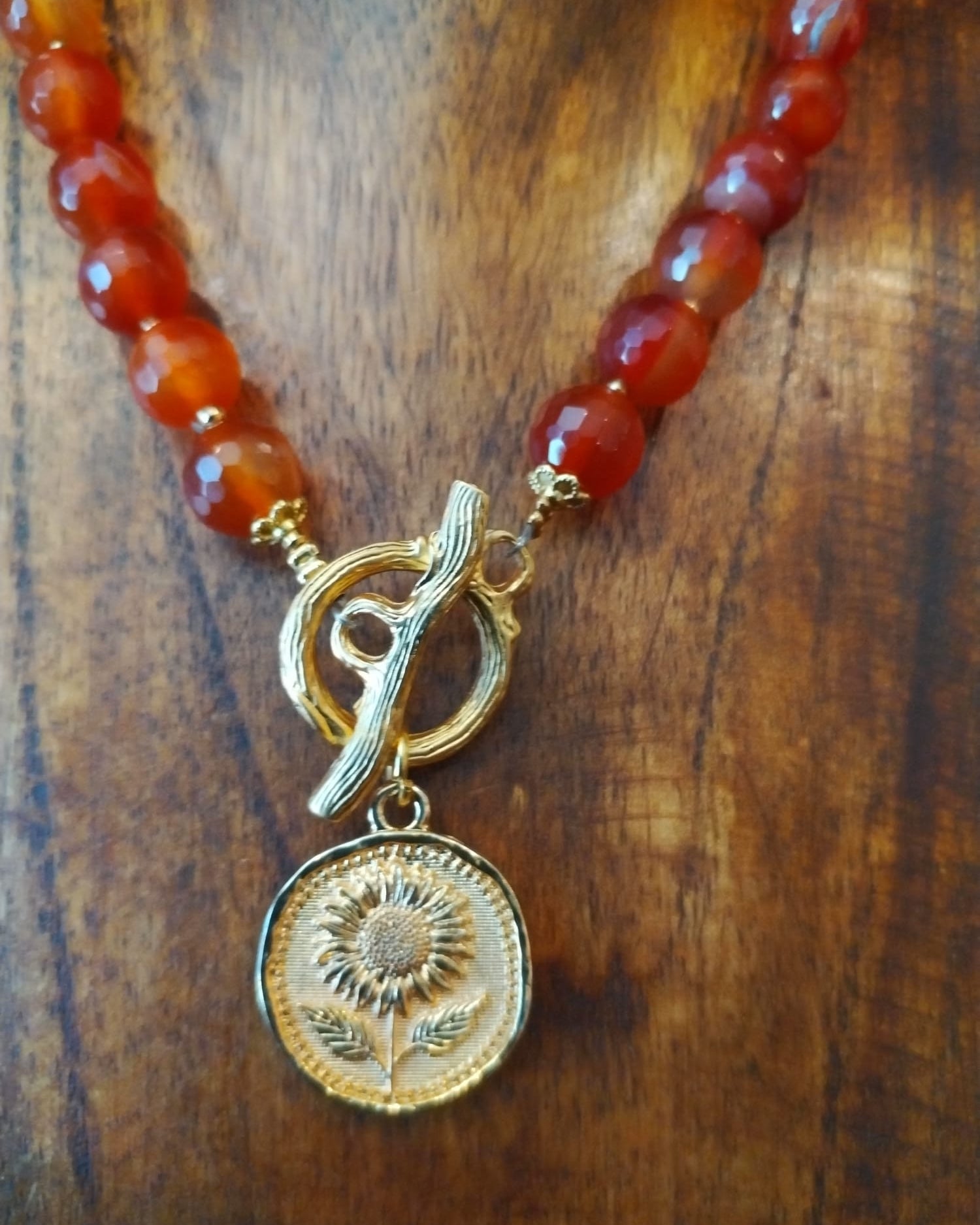 Elegant Carnelian Necklace With Gold Flower Charm