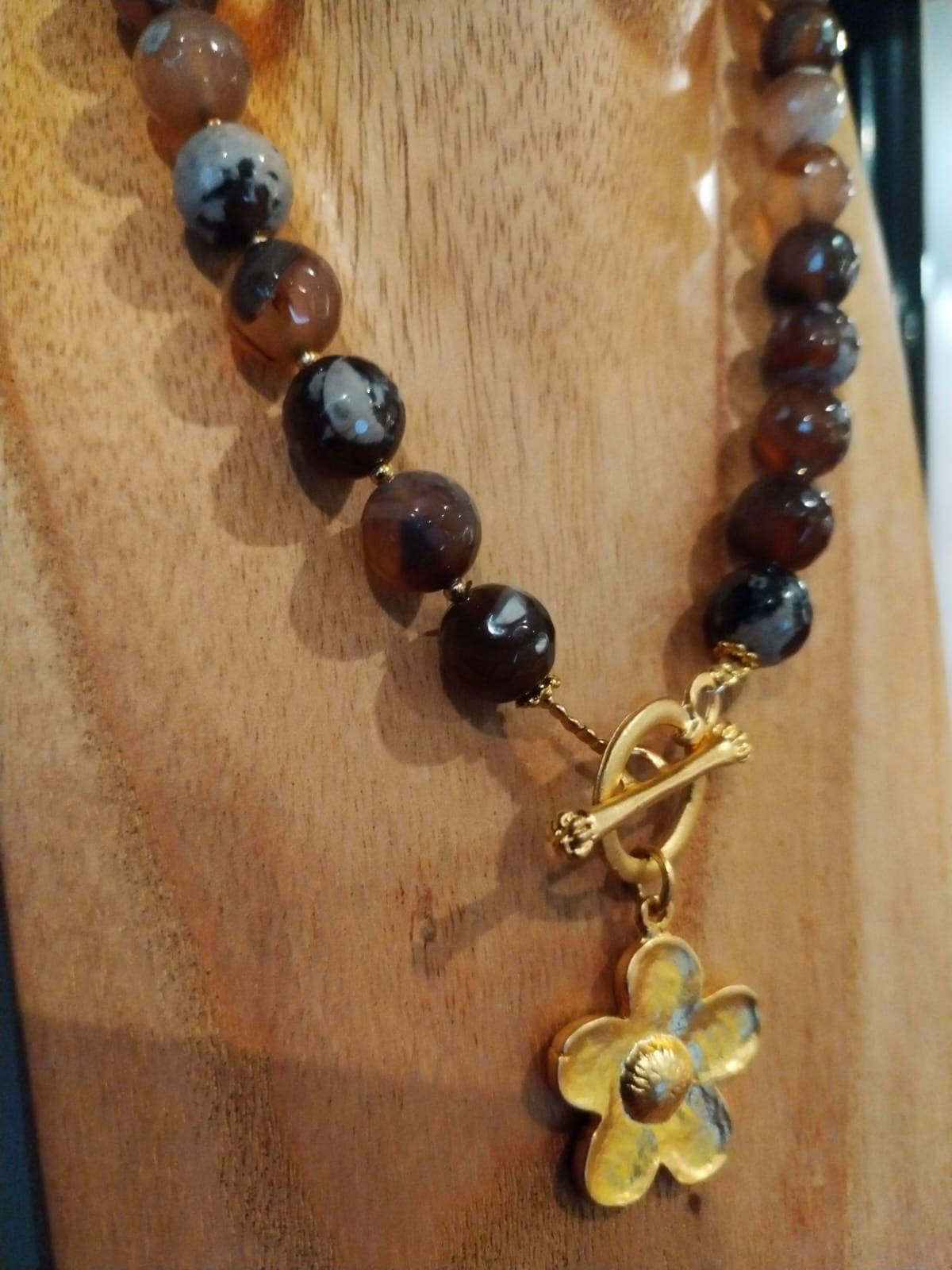 Brown Agate With Gold Flower Charm Necklace