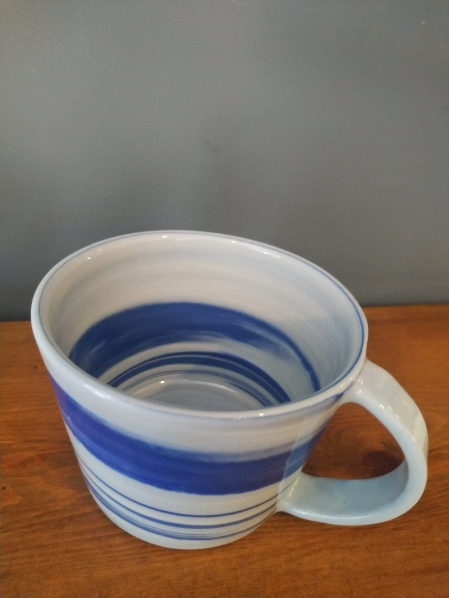 Tide Mug in blue and white