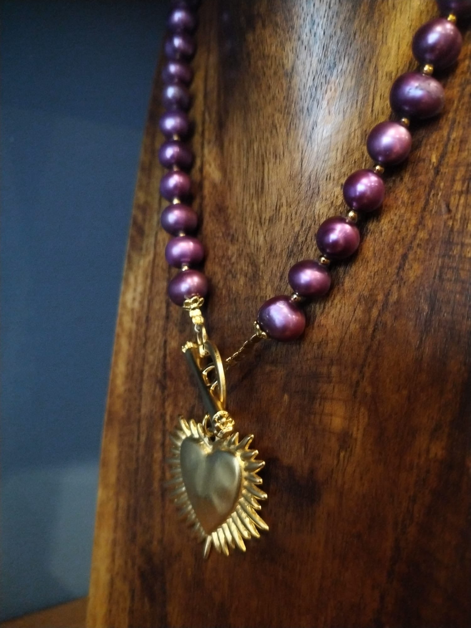 Purple Pearl Necklace with Gold Shining Heart Charm 43cm
