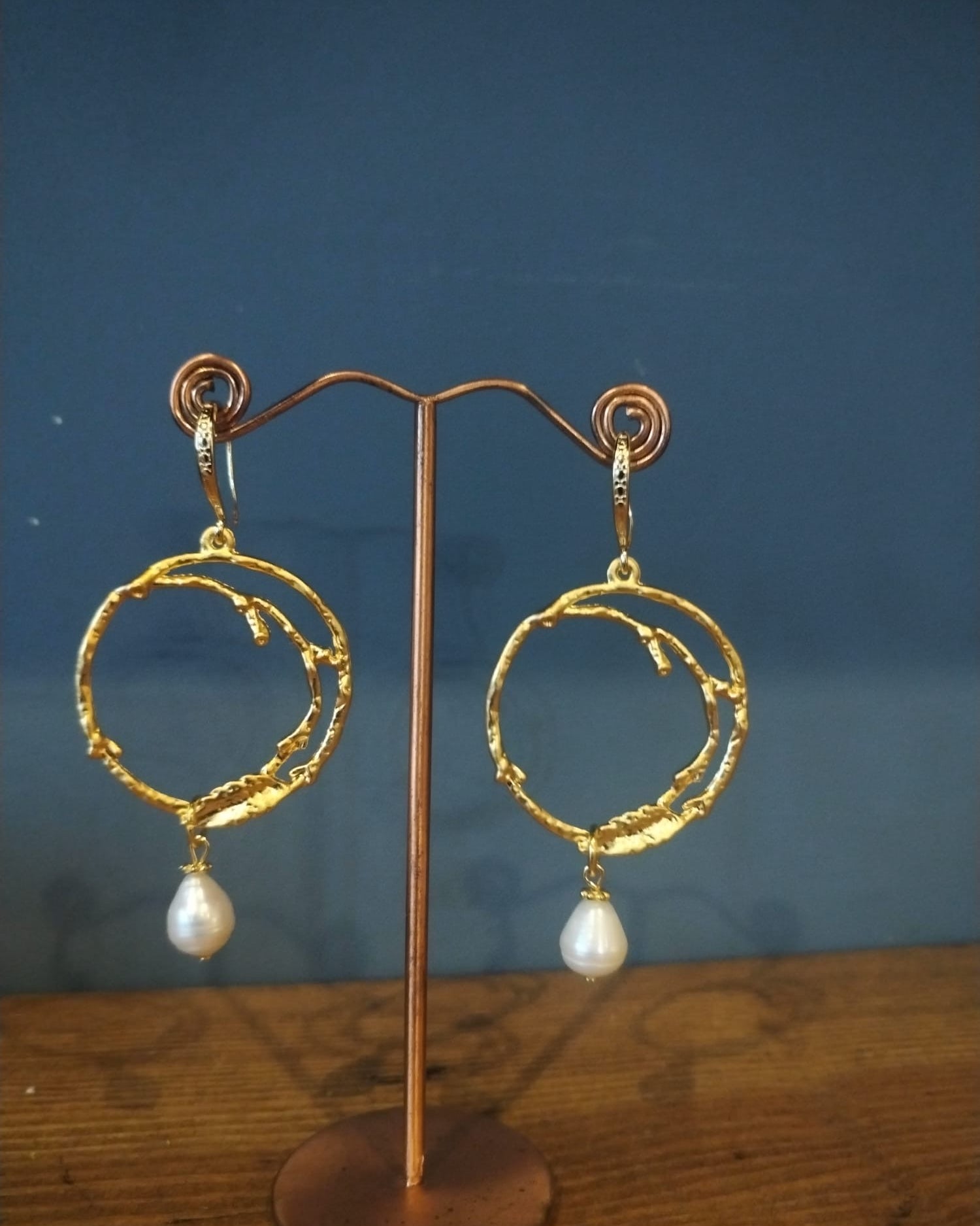 Elegant Irregular Gold Hoop & Pearl Earrings