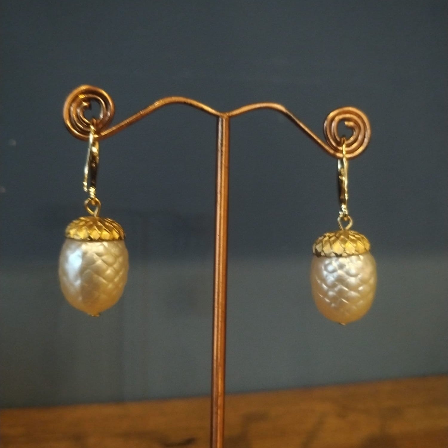 Pearl & Gold Drop Earrings