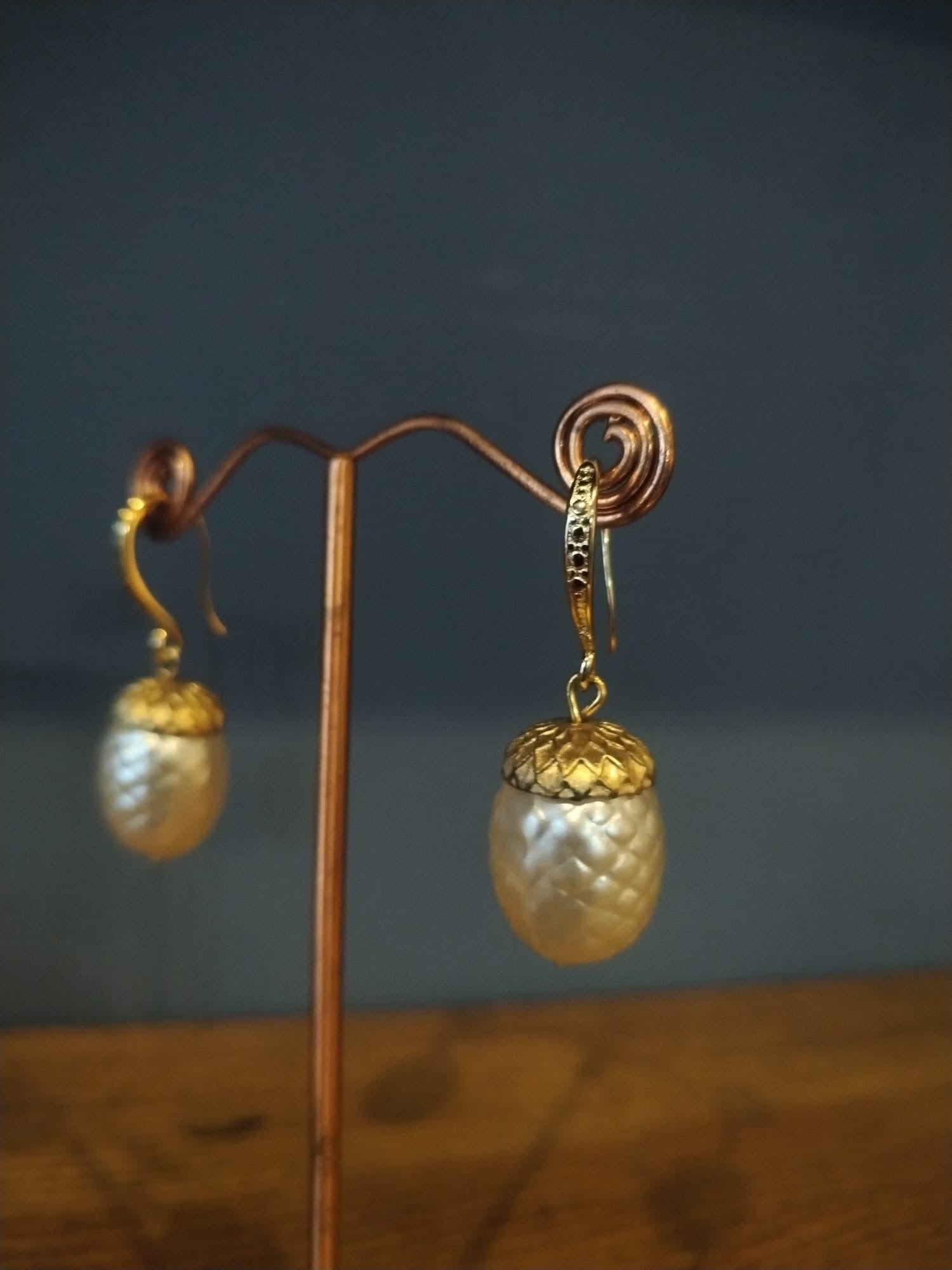 Pearl & Gold Drop Earrings