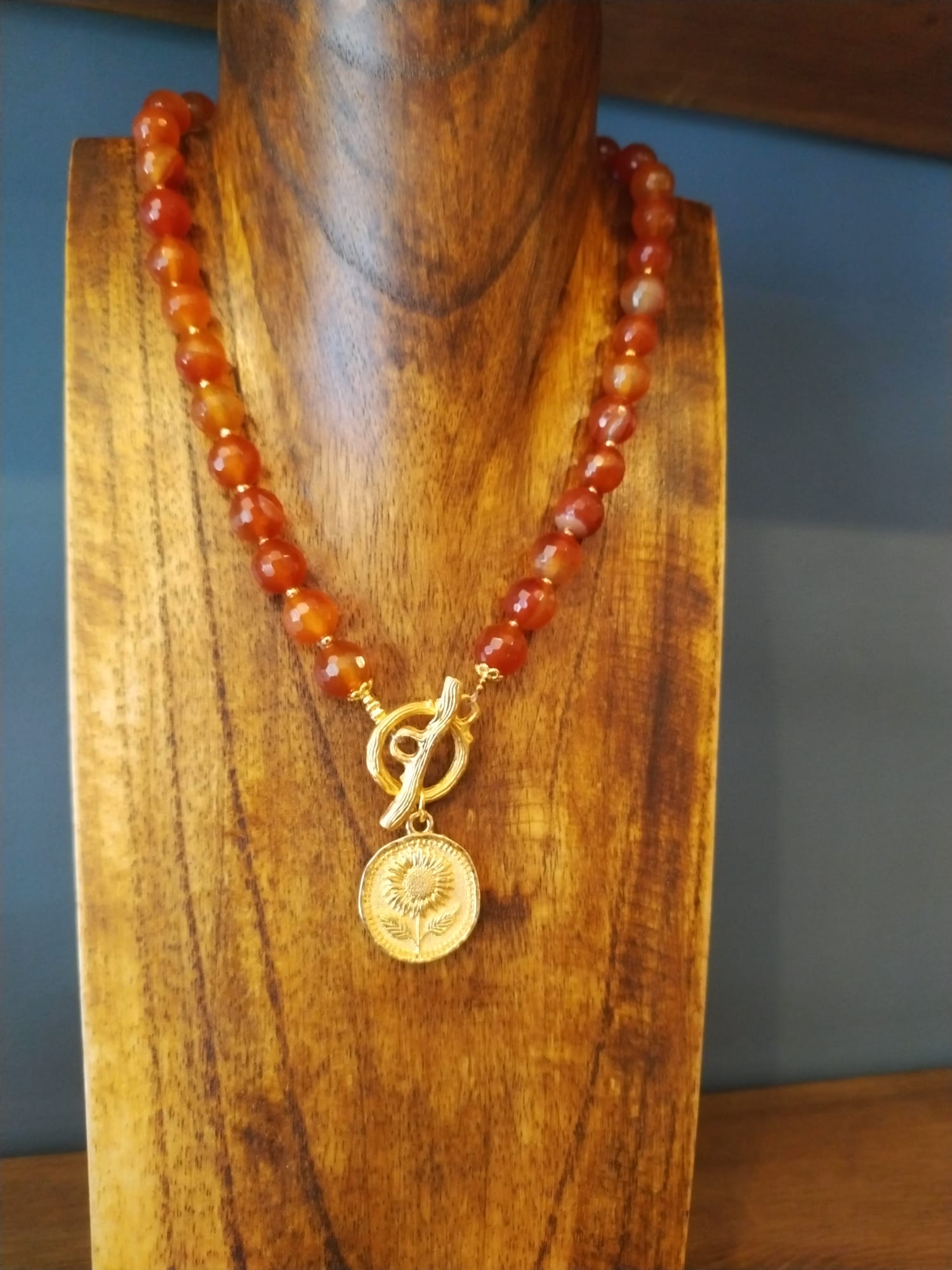 Elegant Carnelian Necklace With Gold Flower Charm