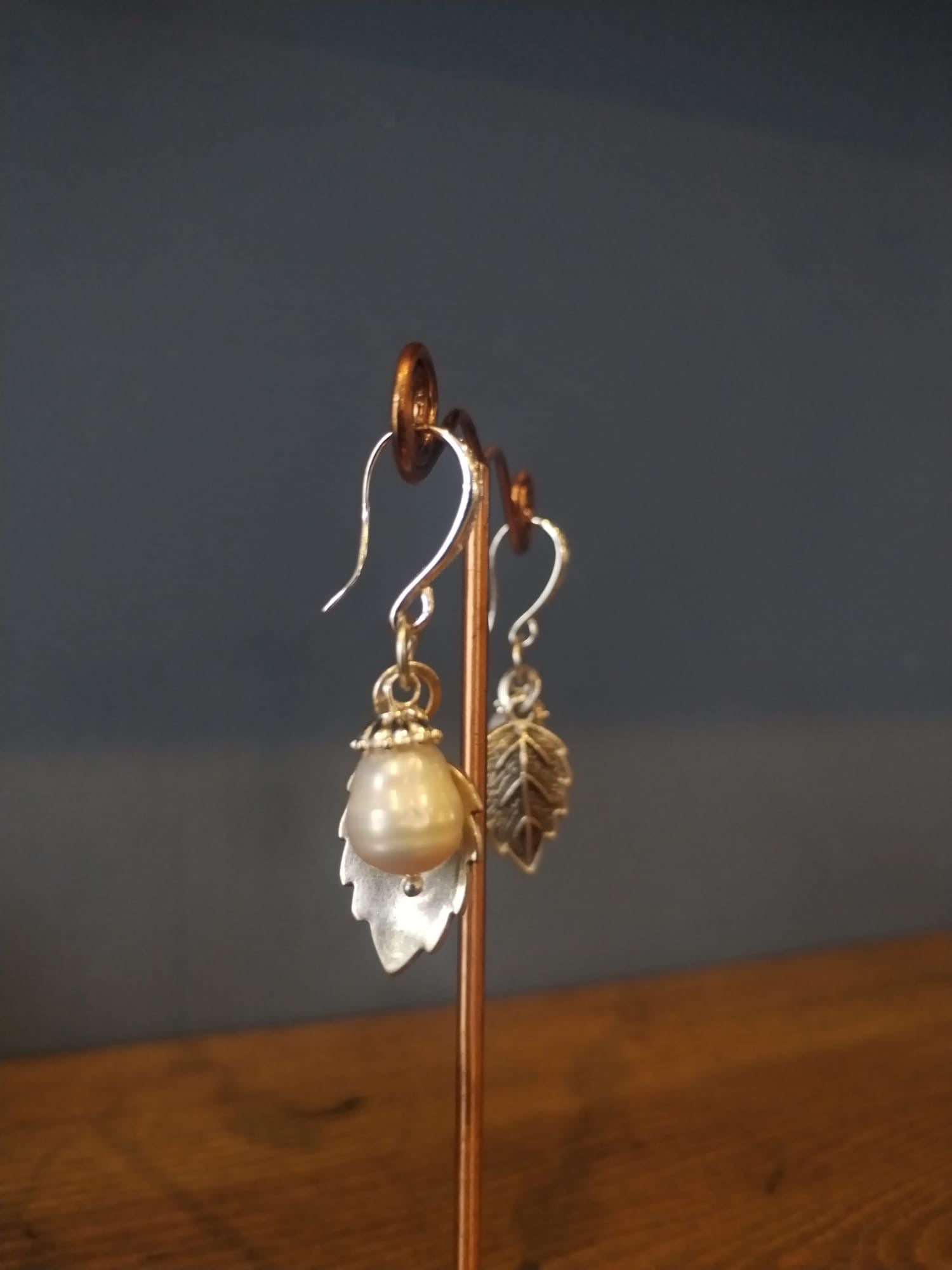 Signature Freshwater Pearl Earrings – Silver Leaf Detail