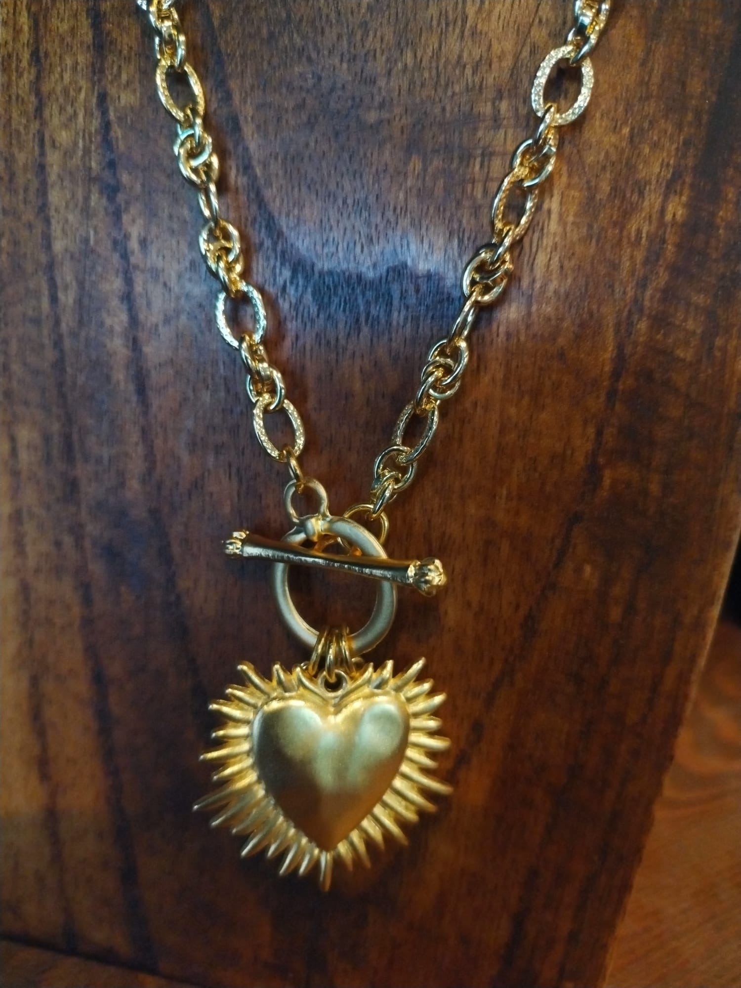 Gold Chain Necklace with Swan, Heart and Pearl Charms 44cm