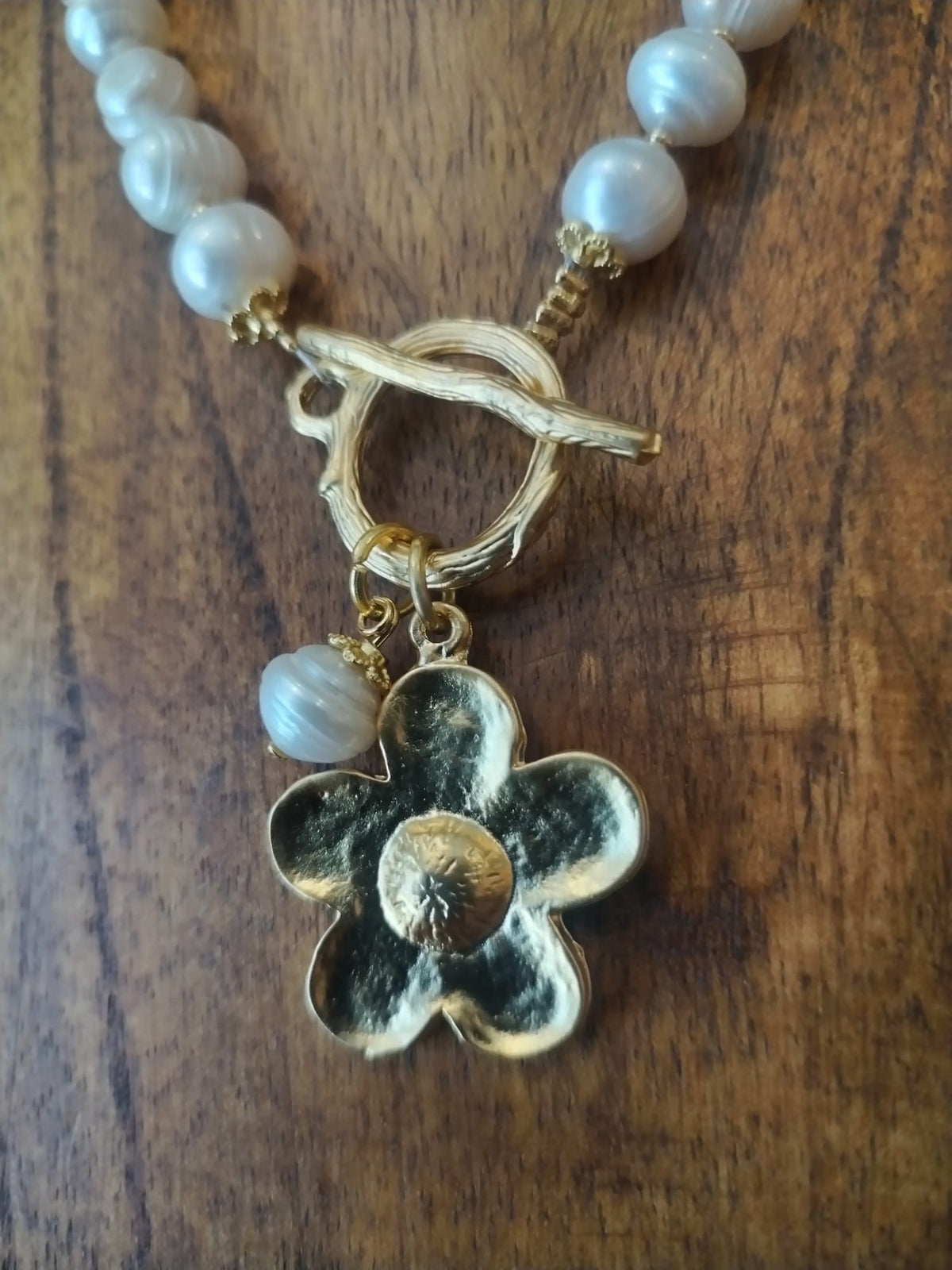 Premium Freshwater Pearl Necklace – Flower Charm