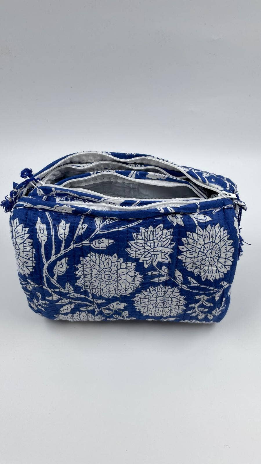 Blue Chrysanthemum Quilted Makeup / Wash Bag Set (Set of 3)