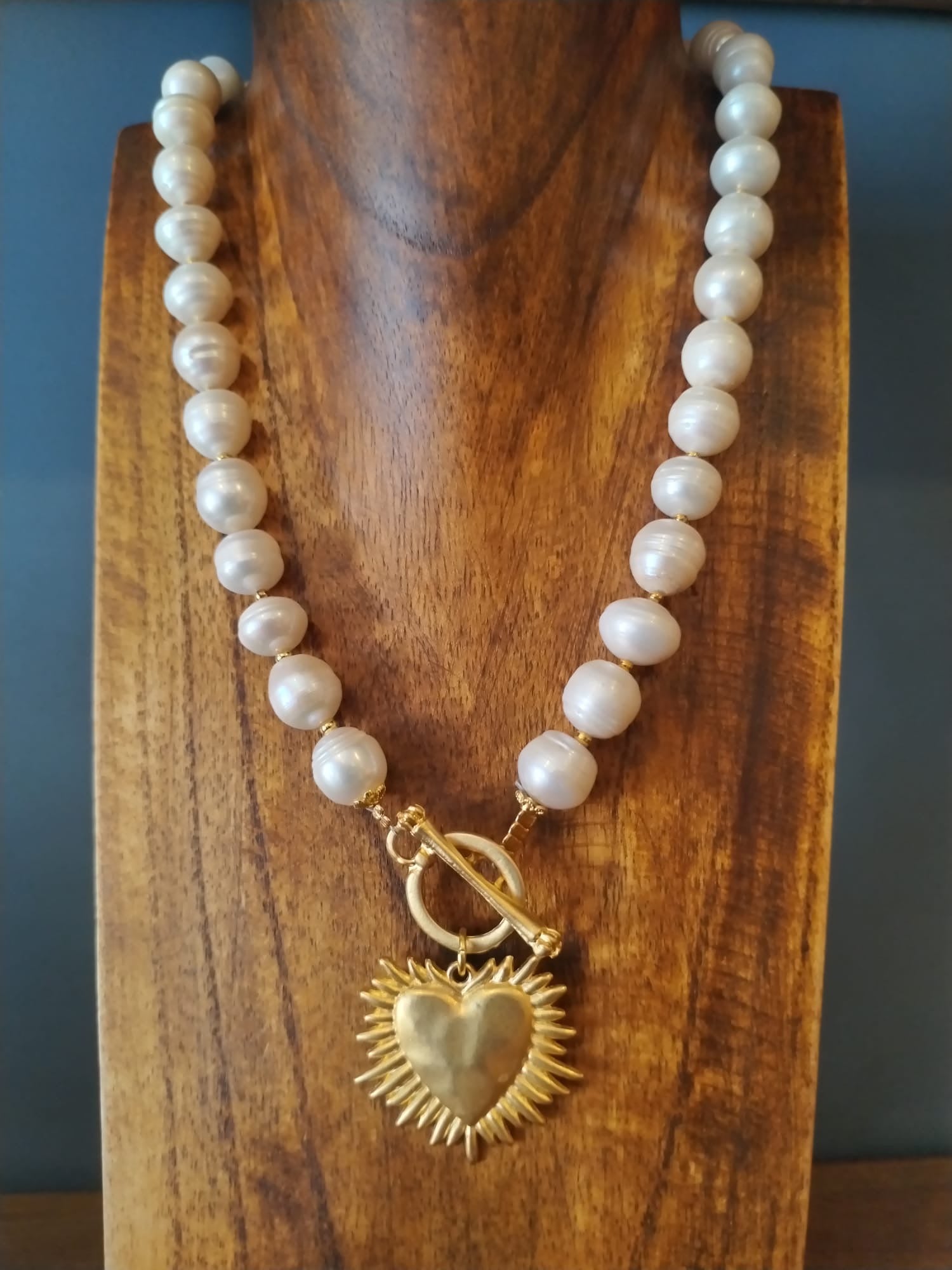 Freshwater Pearl Necklace with Gold Shining Heart Charm 47cm