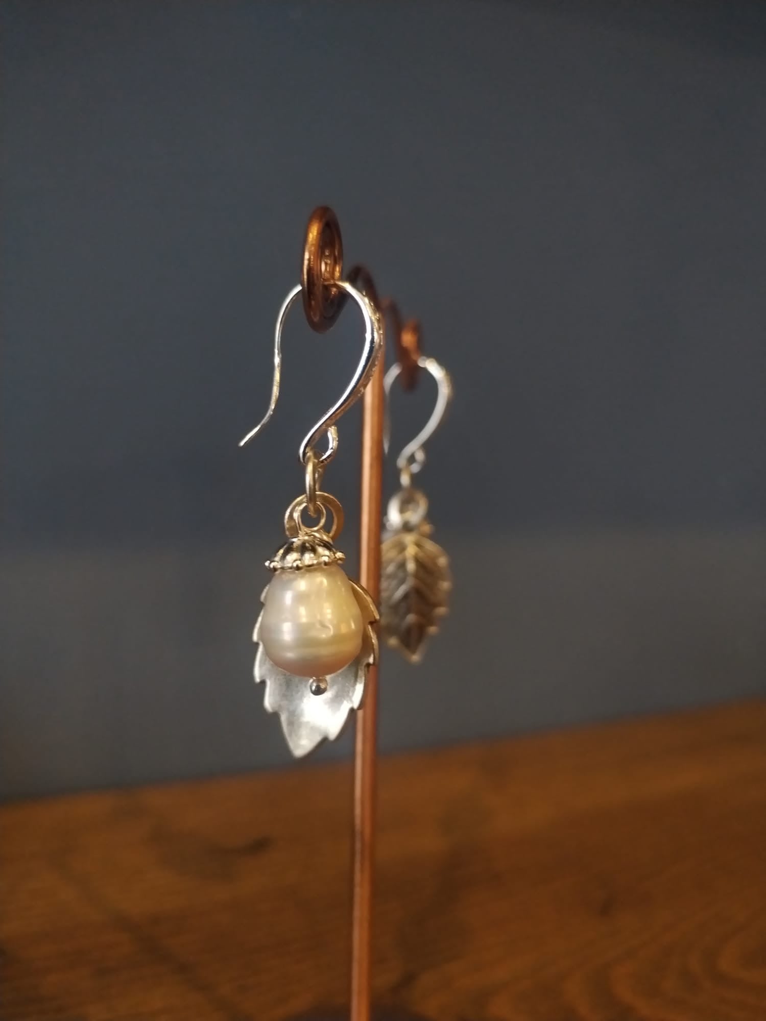 Signature Freshwater Pearl Earrings – Silver Leaf Detail