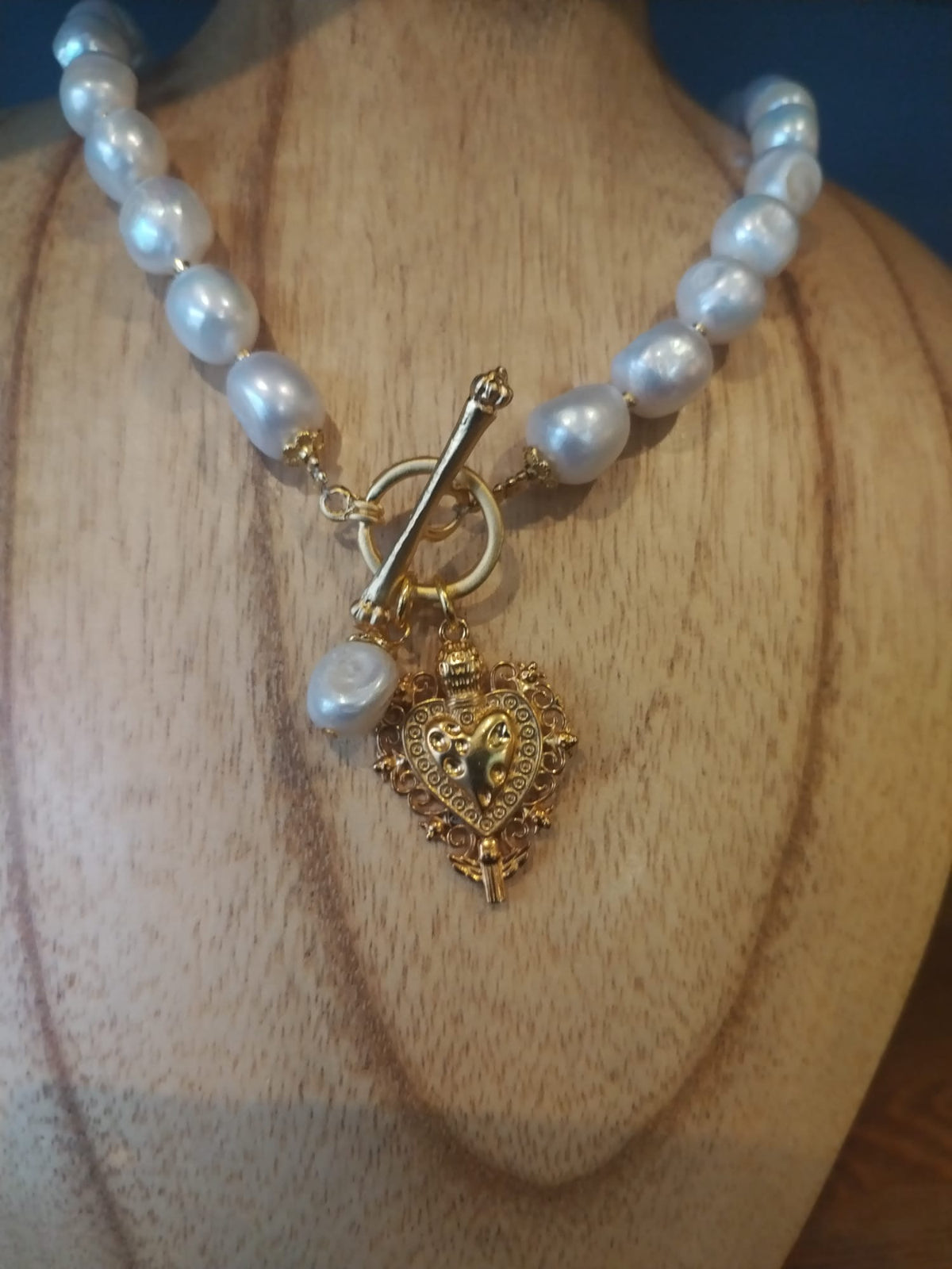 Freshwater Pearl Necklace with Gold Heart