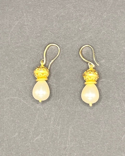 Teardrop Pearl Earrings