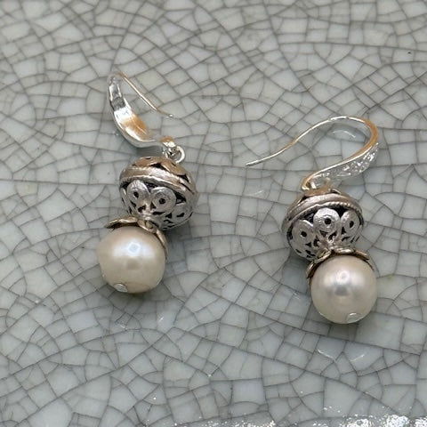 Freshwater pearl & silver earrings