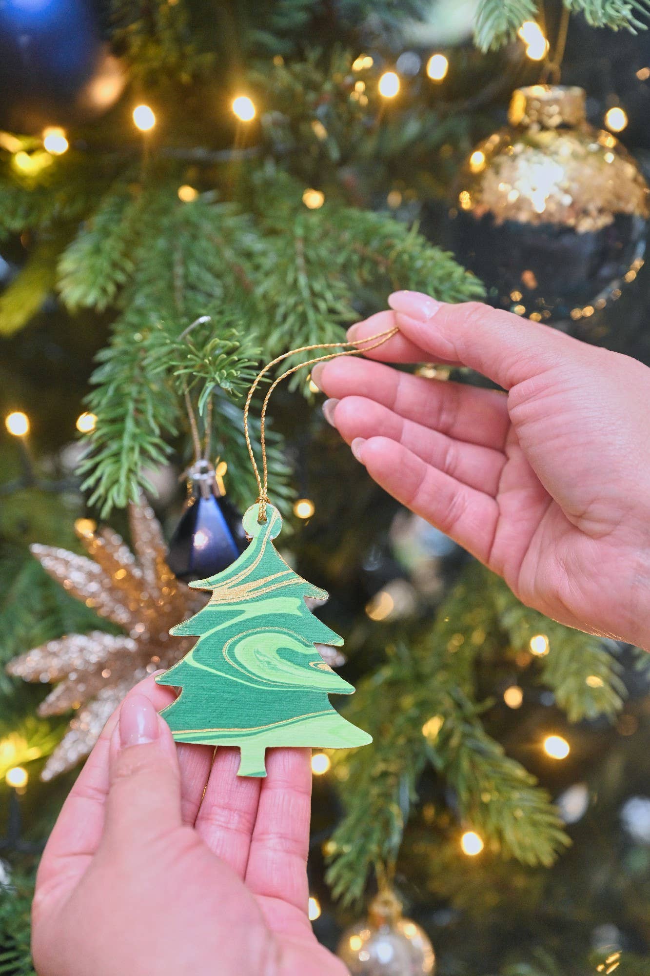 Tree - Keepsake Marble Ornament Greeting Card