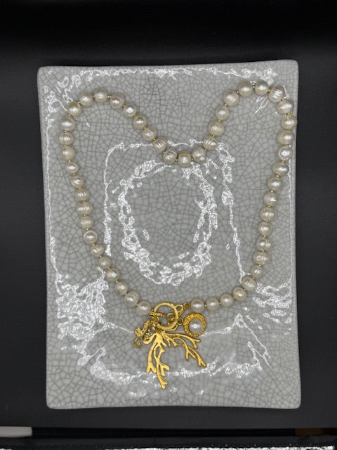 Freshwater pearl with pearl, seahorse and seaweed charms