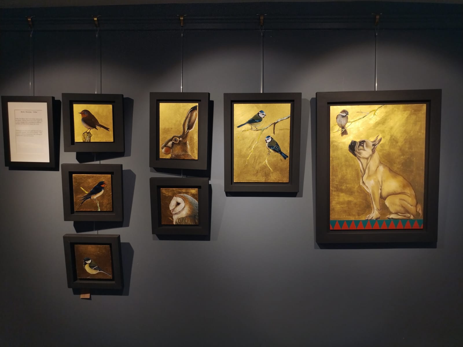 Chatting - French Bulldog & Little Bird