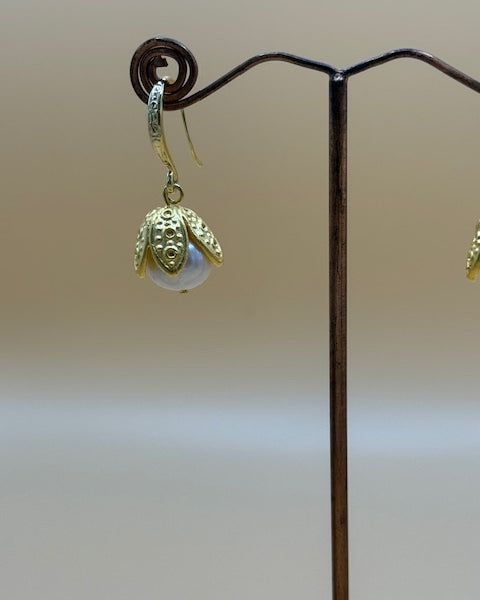 Gold Flower & Pearl Earrings