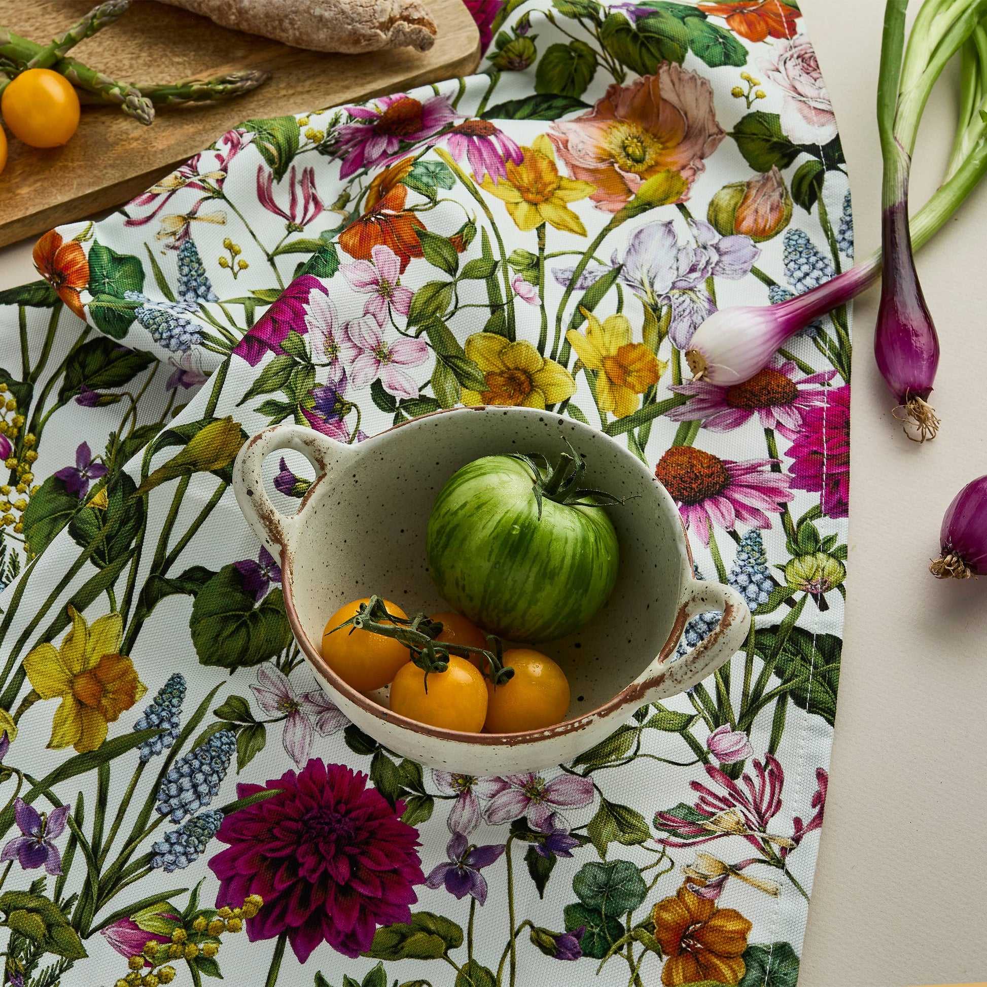 Bountiful Blooms - Tea Towel - Ivory