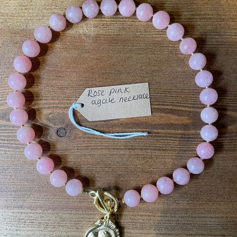 Pink agate and gold necklace