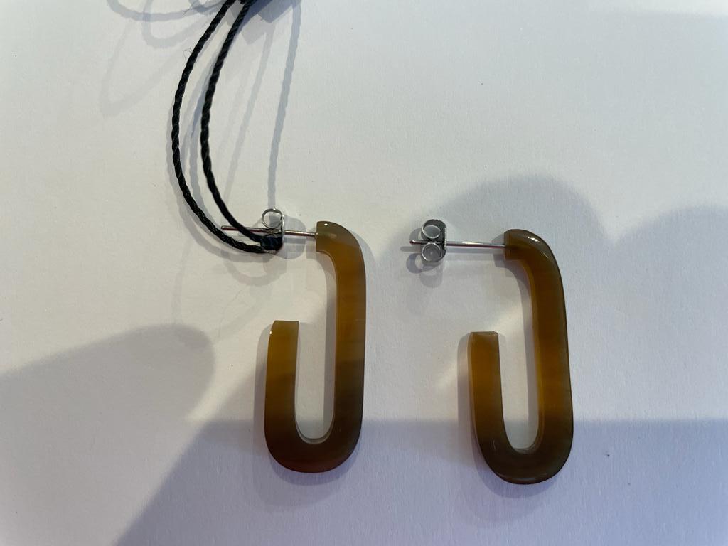 Branch - Brown Natural oval horn earrings