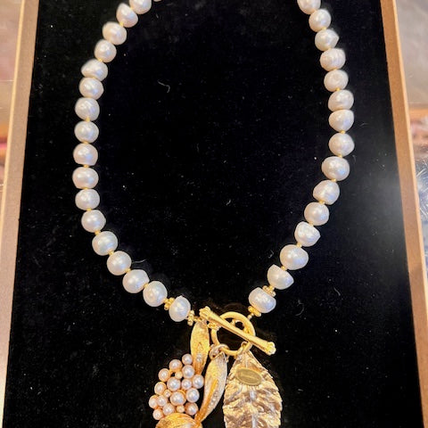 Freshwater Pearl Necklace With Flower & Leaf Pendant