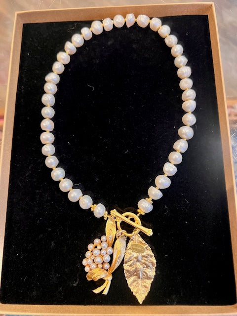 Freshwater Pearl Necklace With Flower & Leaf Pendant