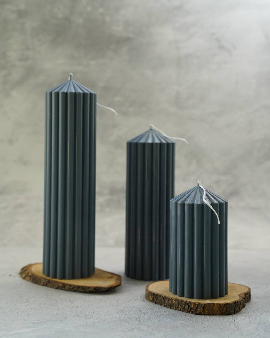 Small Grey Ribbed Thick Soy Candle