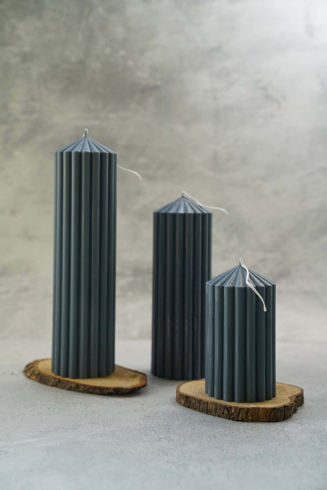 Small Grey Ribbed Thick Soy Candle