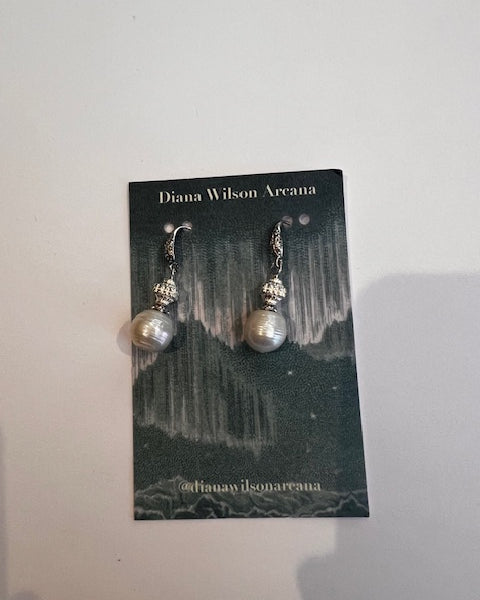 Fresh water pearl & silver earrings