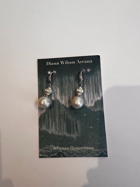 Fresh water pearl & silver earrings
