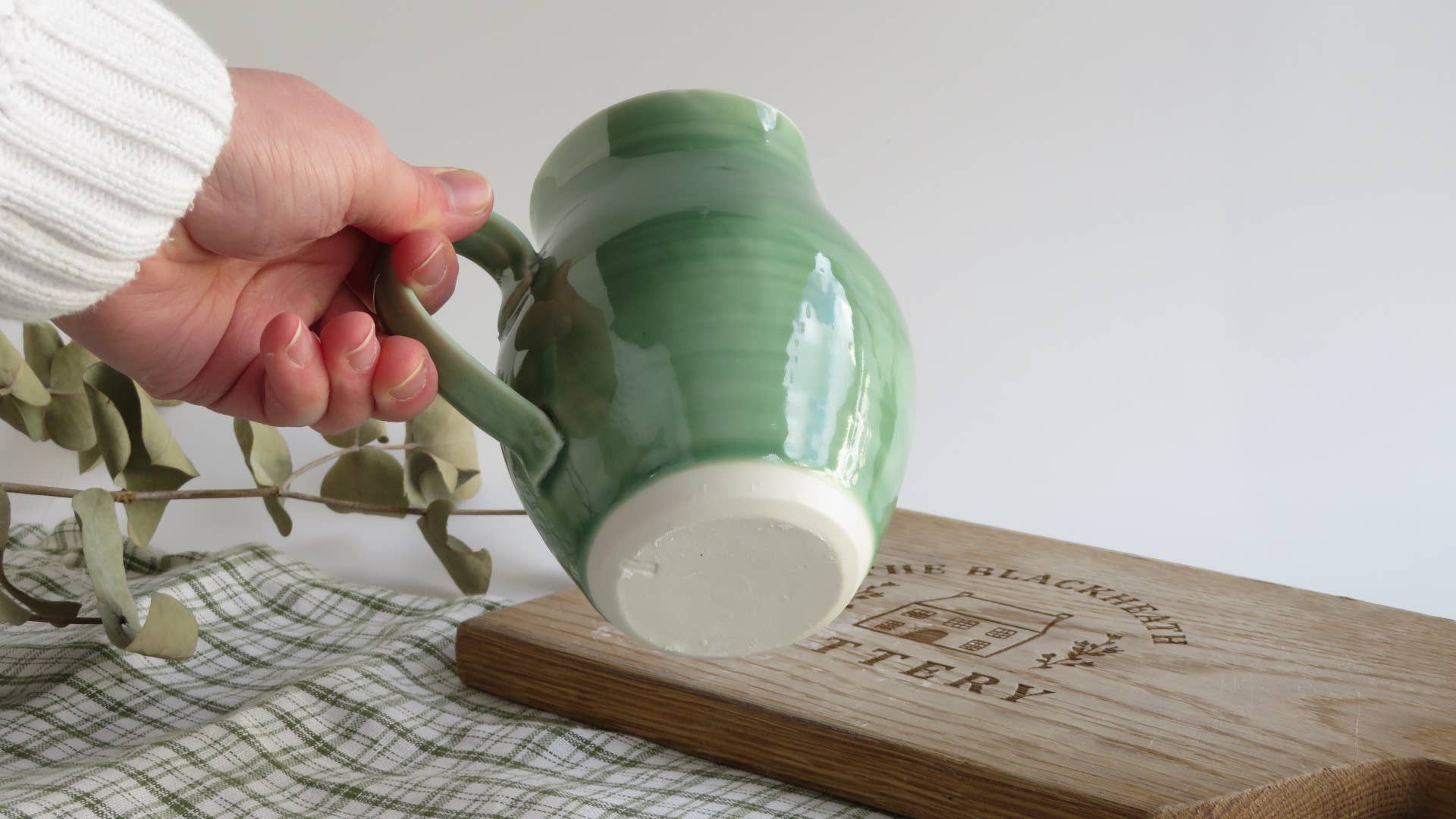 Custard Jug: celedon blue